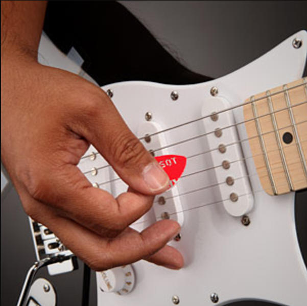 How to play guitar with a pick?