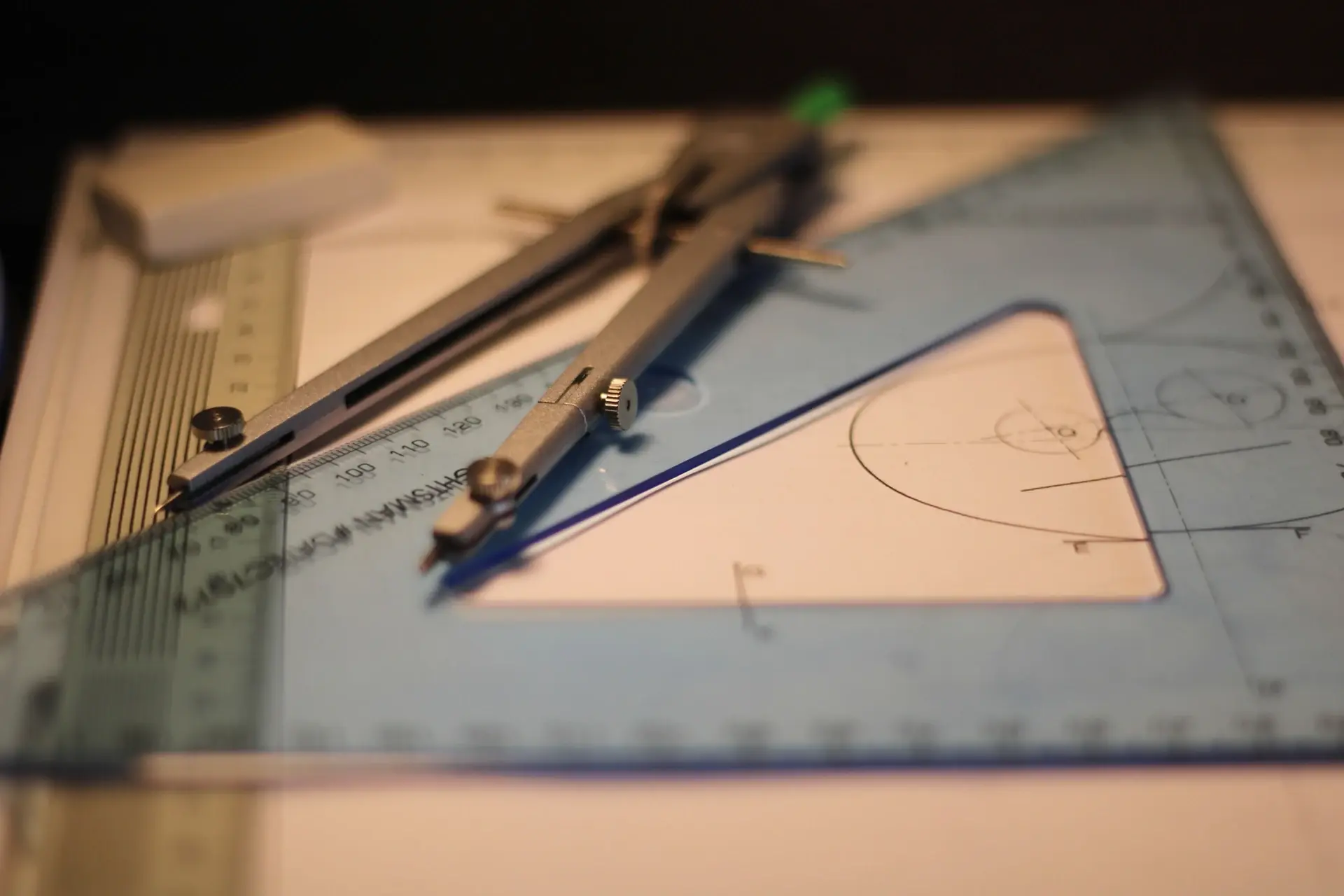 Geometry tools and diagrams used for SPM Additional Mathematics examination practice.