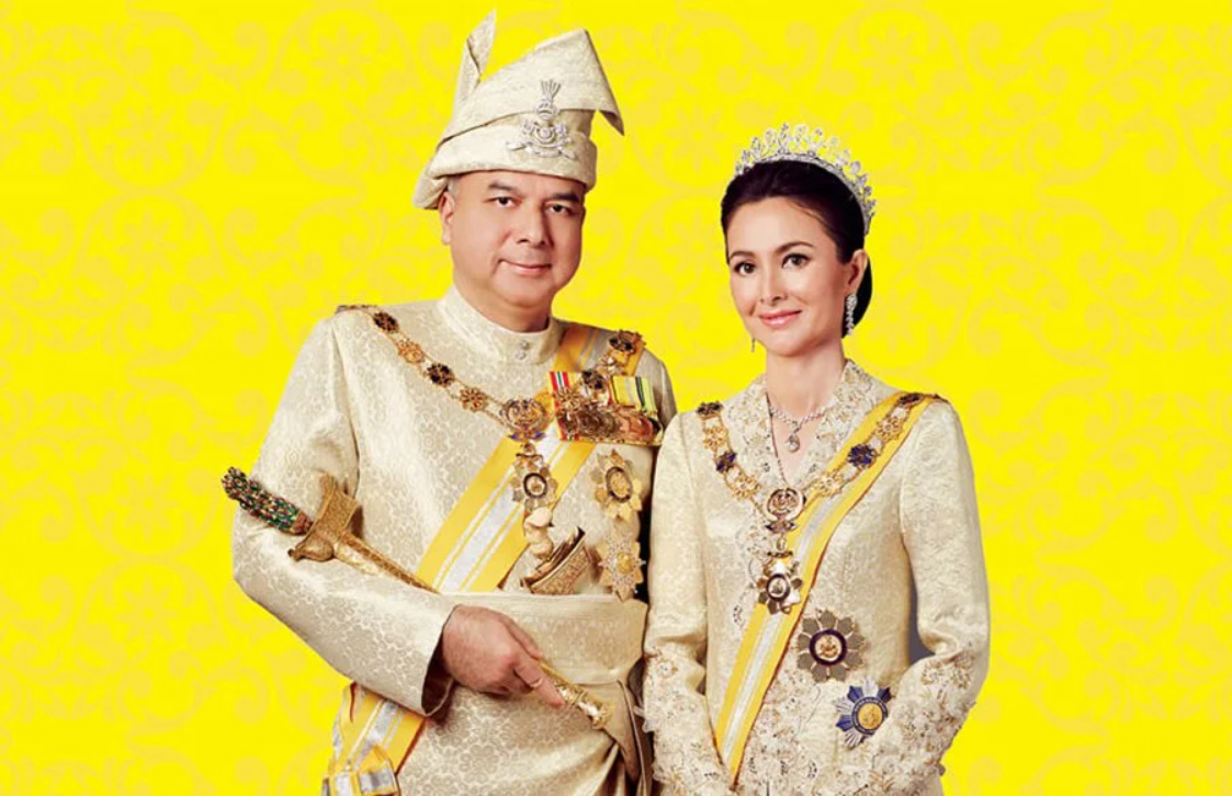 A portrait Sultan Nazrin of Perak with his wife Tuanku Zara Salim.