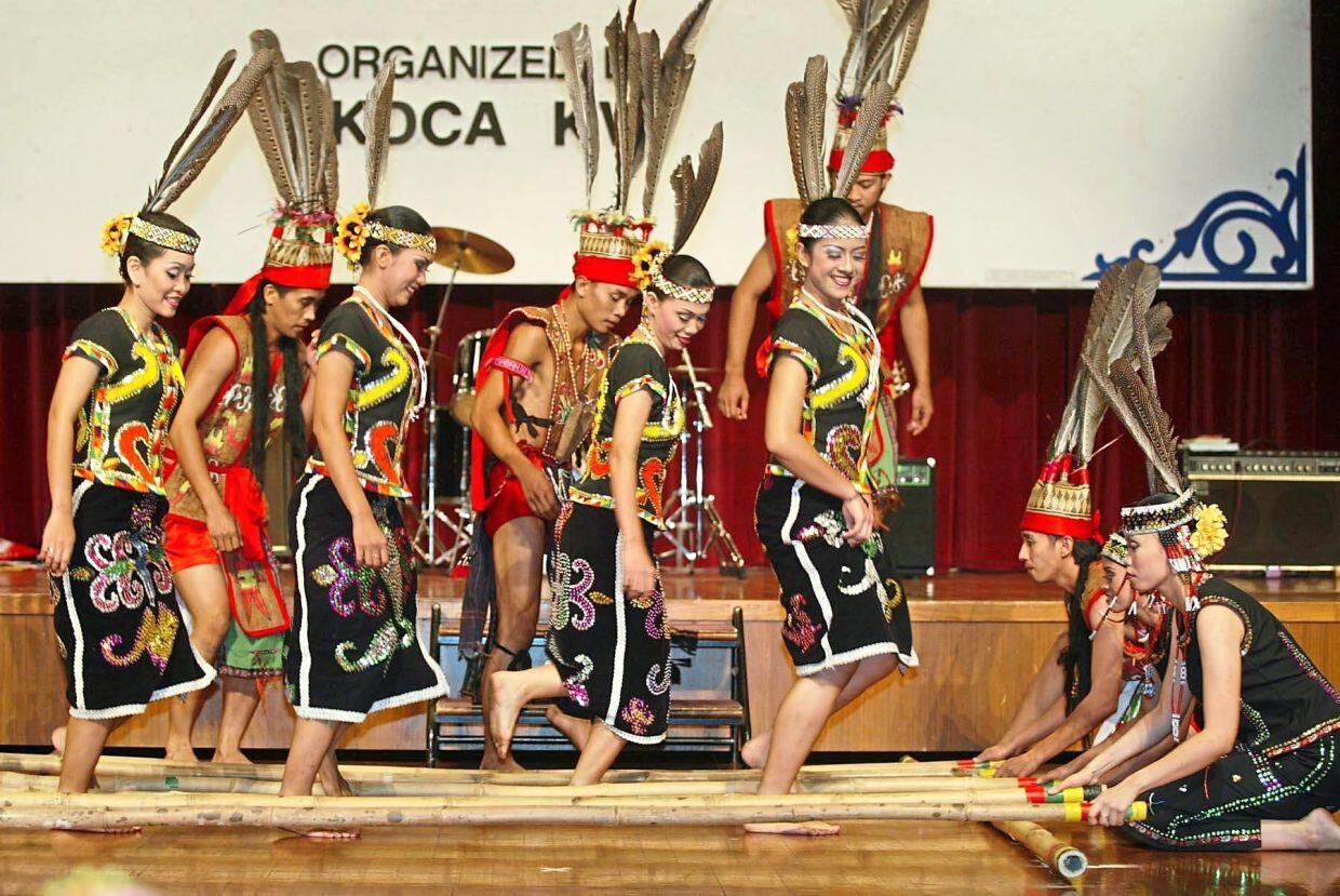 The Magunatip dance from Sabah.