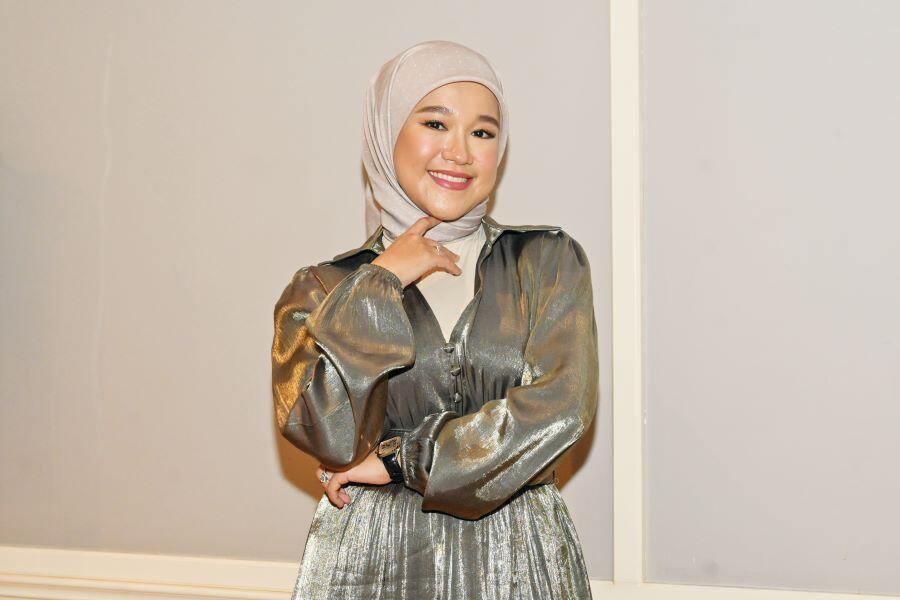 An image of the Malaysian singer, Ernie Zakri.