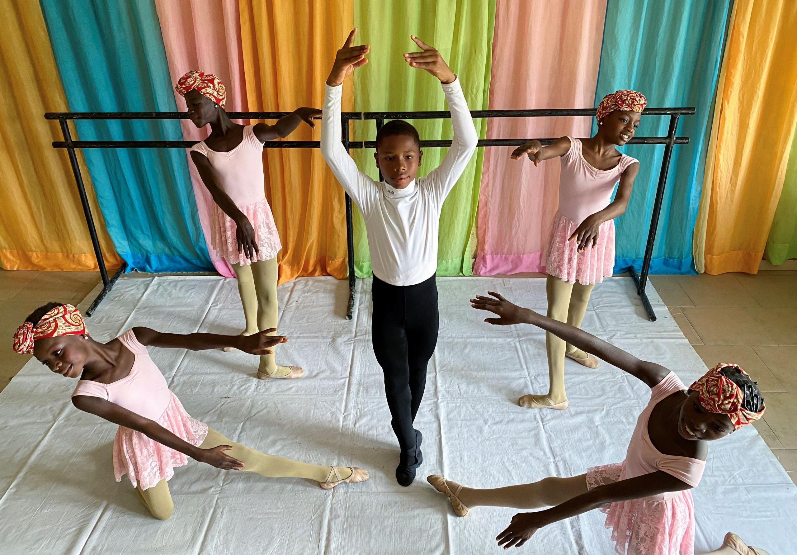 Kids Dancing Ballet