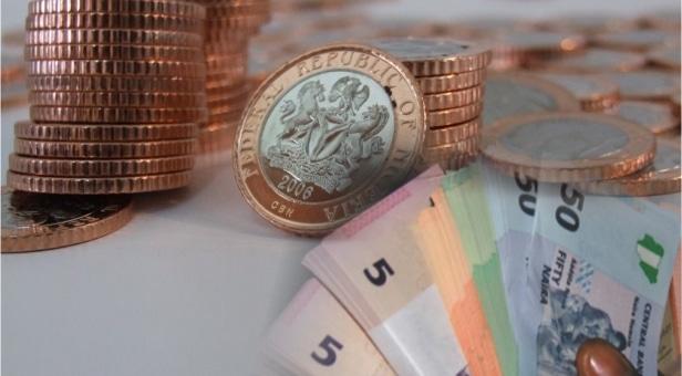 What does an economics teacher cost