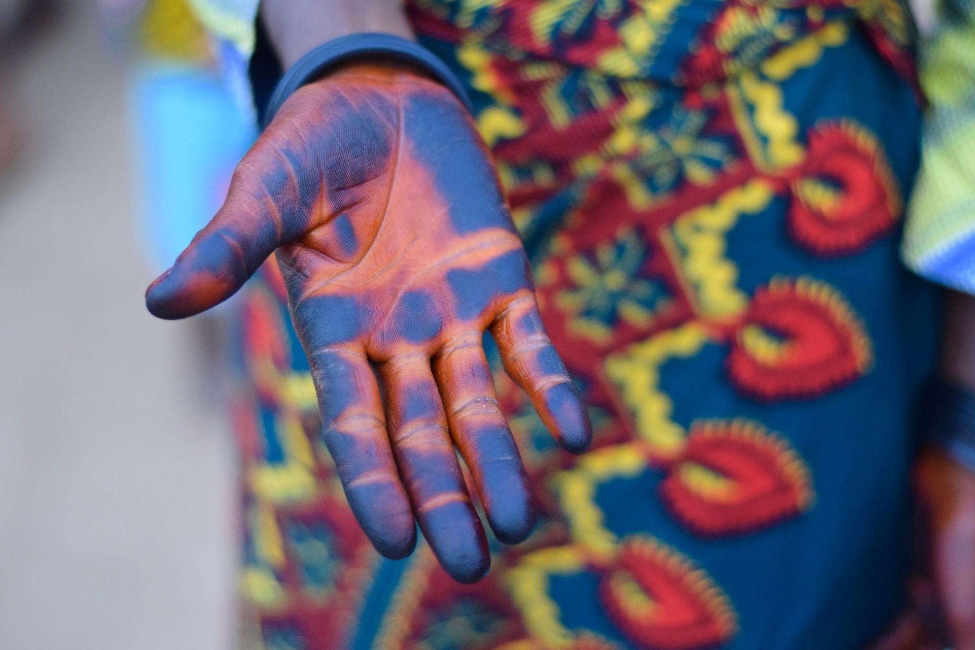 Famous Nigerian poets like writing vibrant poems.