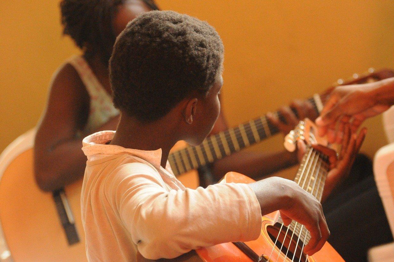 Bass Guitar Tutor