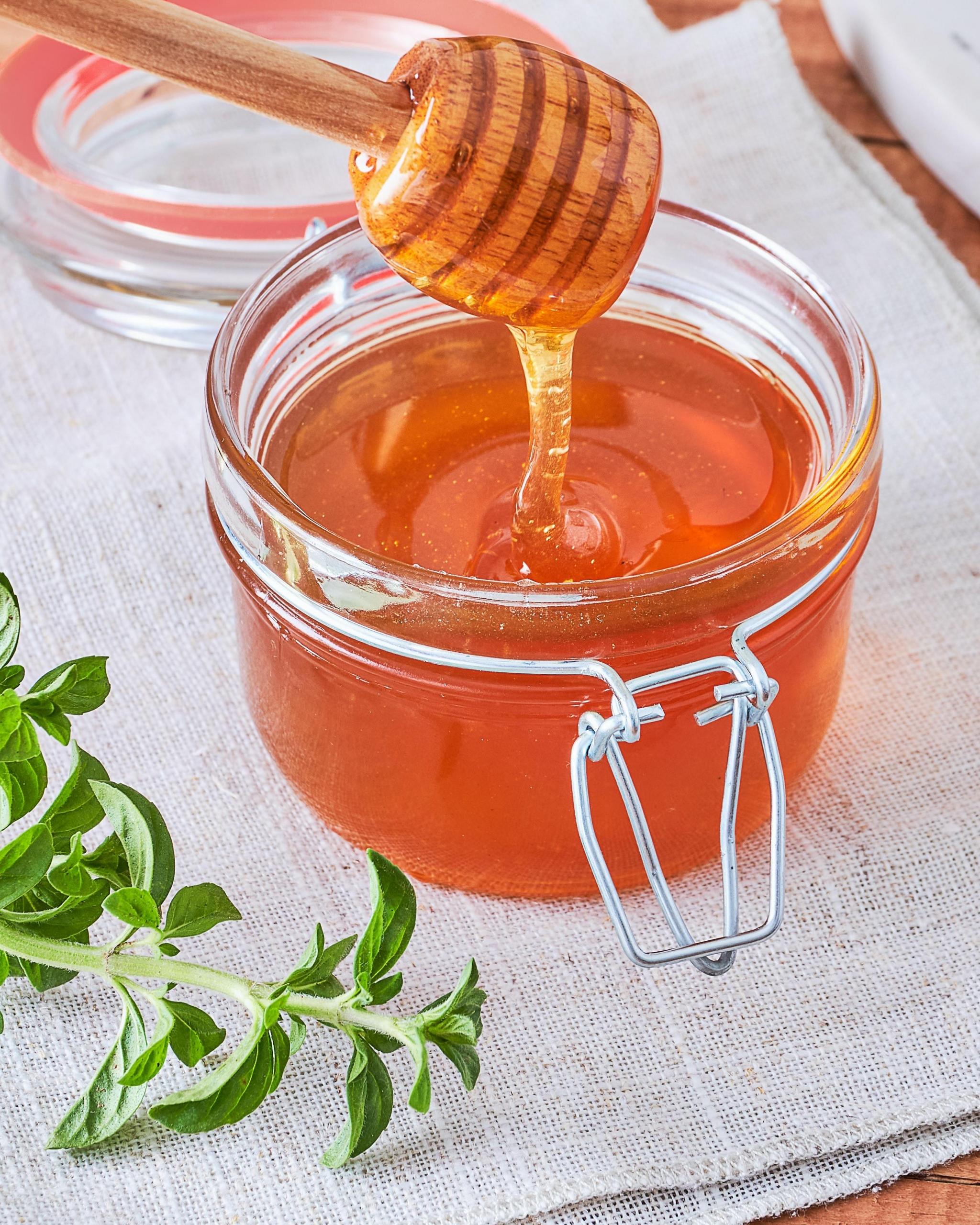 substituting sugar for honey in baking