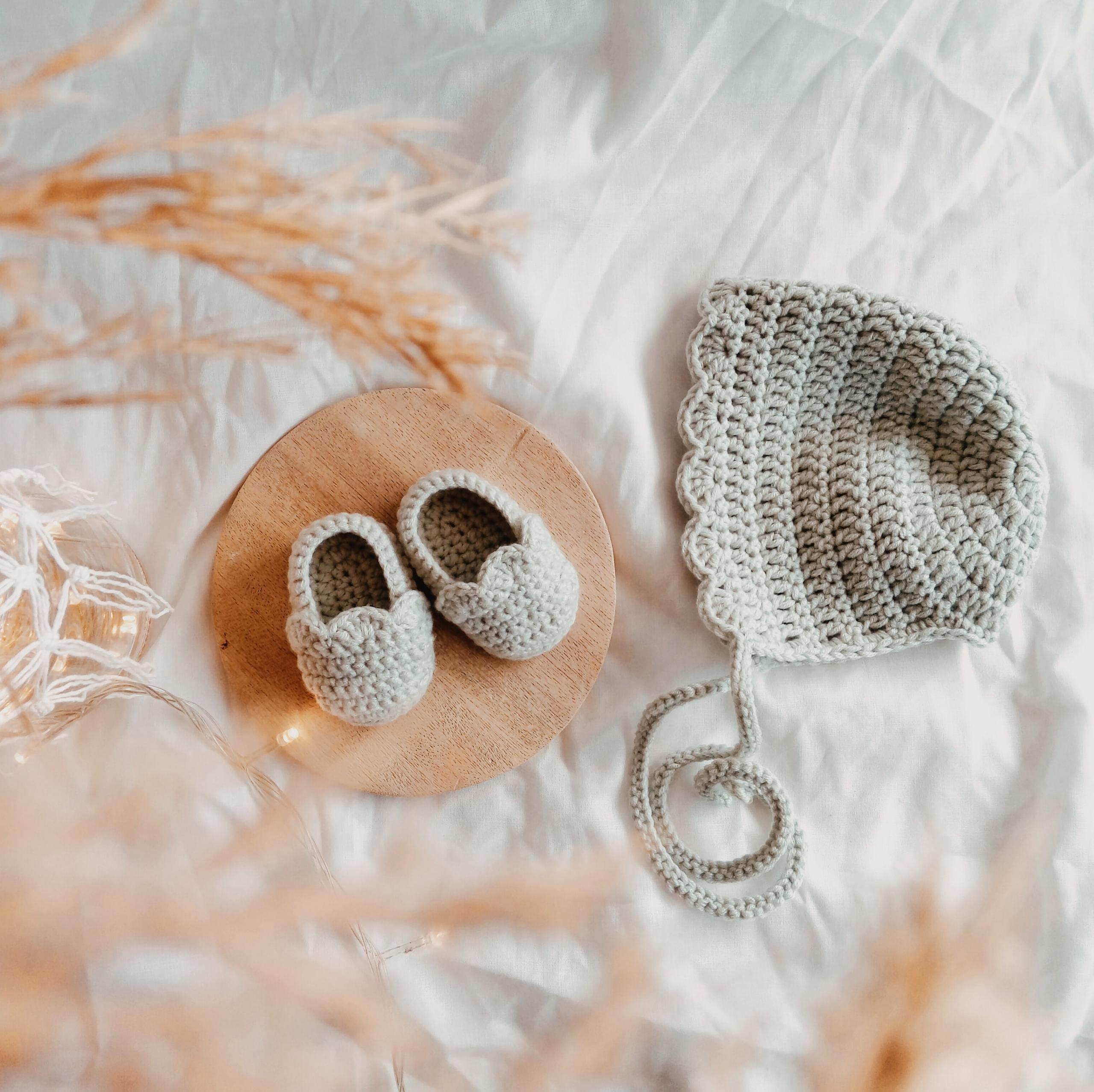 Simple crochet projects and designs