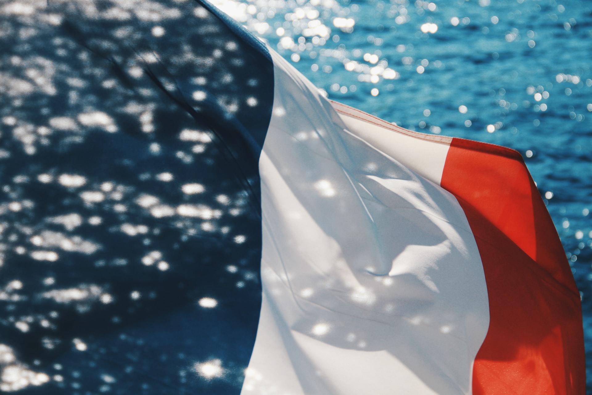 How to learn French fluently