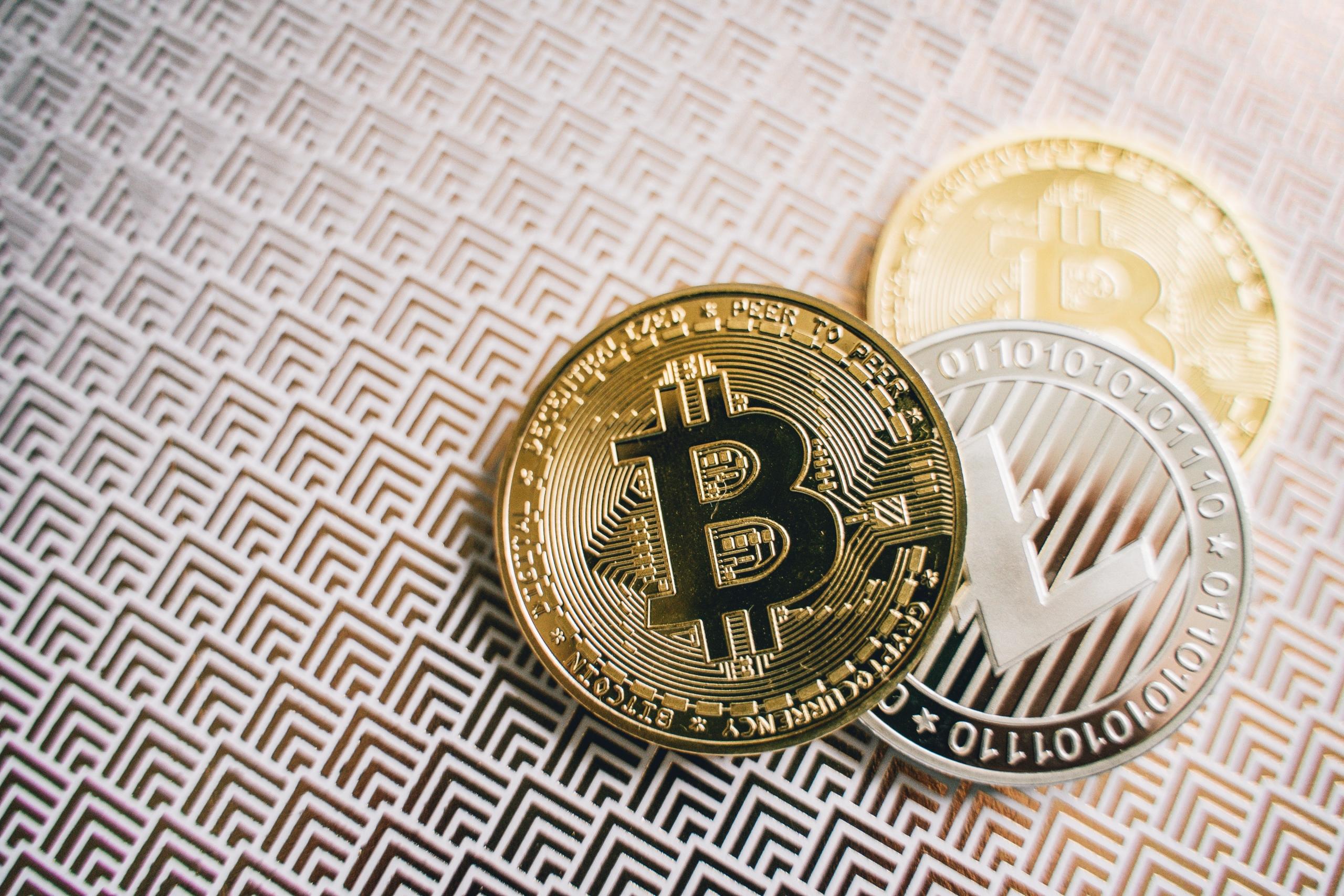 Bitcoin and other altcoins