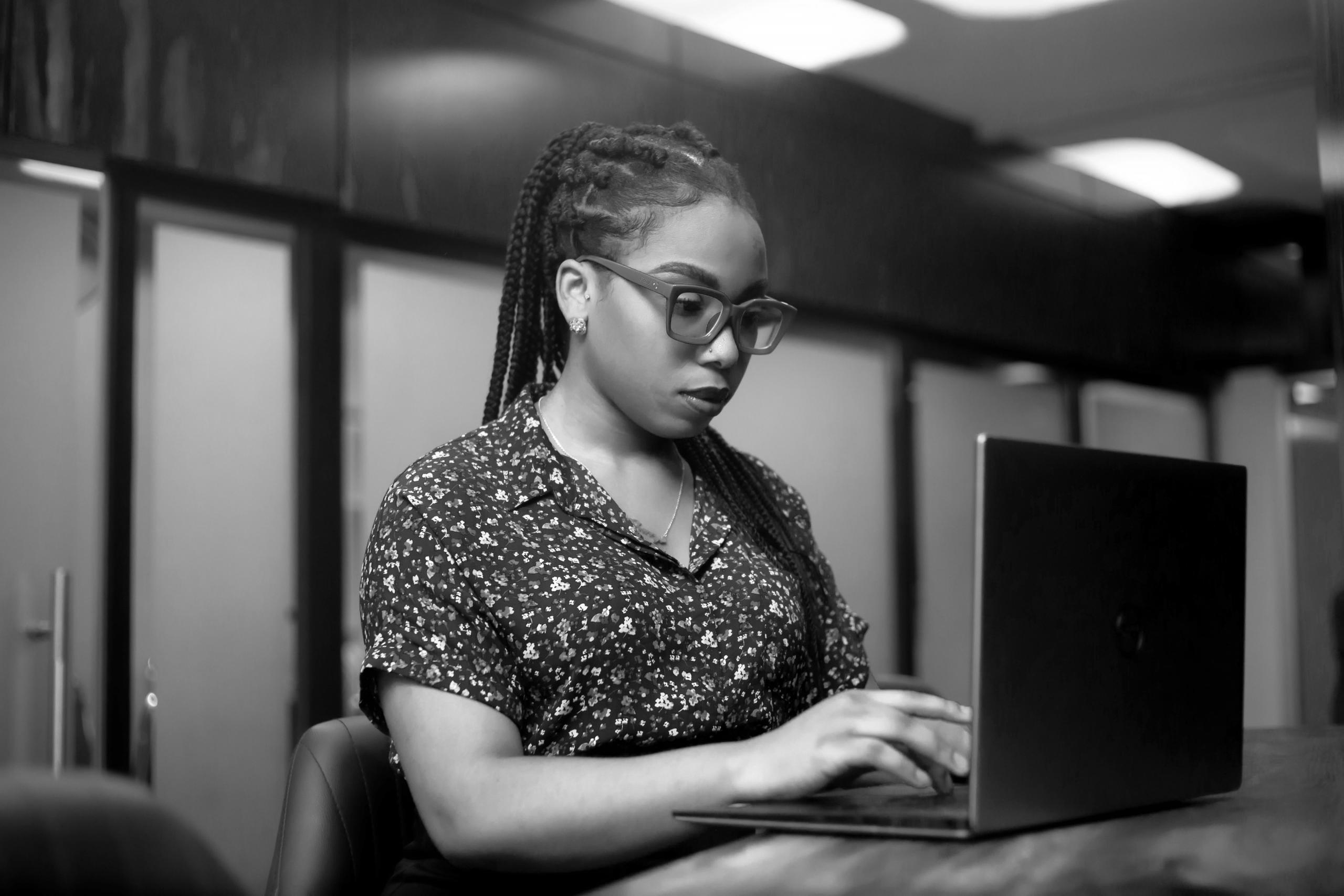 A lady with a laptop