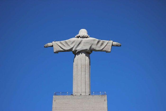 Learn Portuguese in order to live abroad