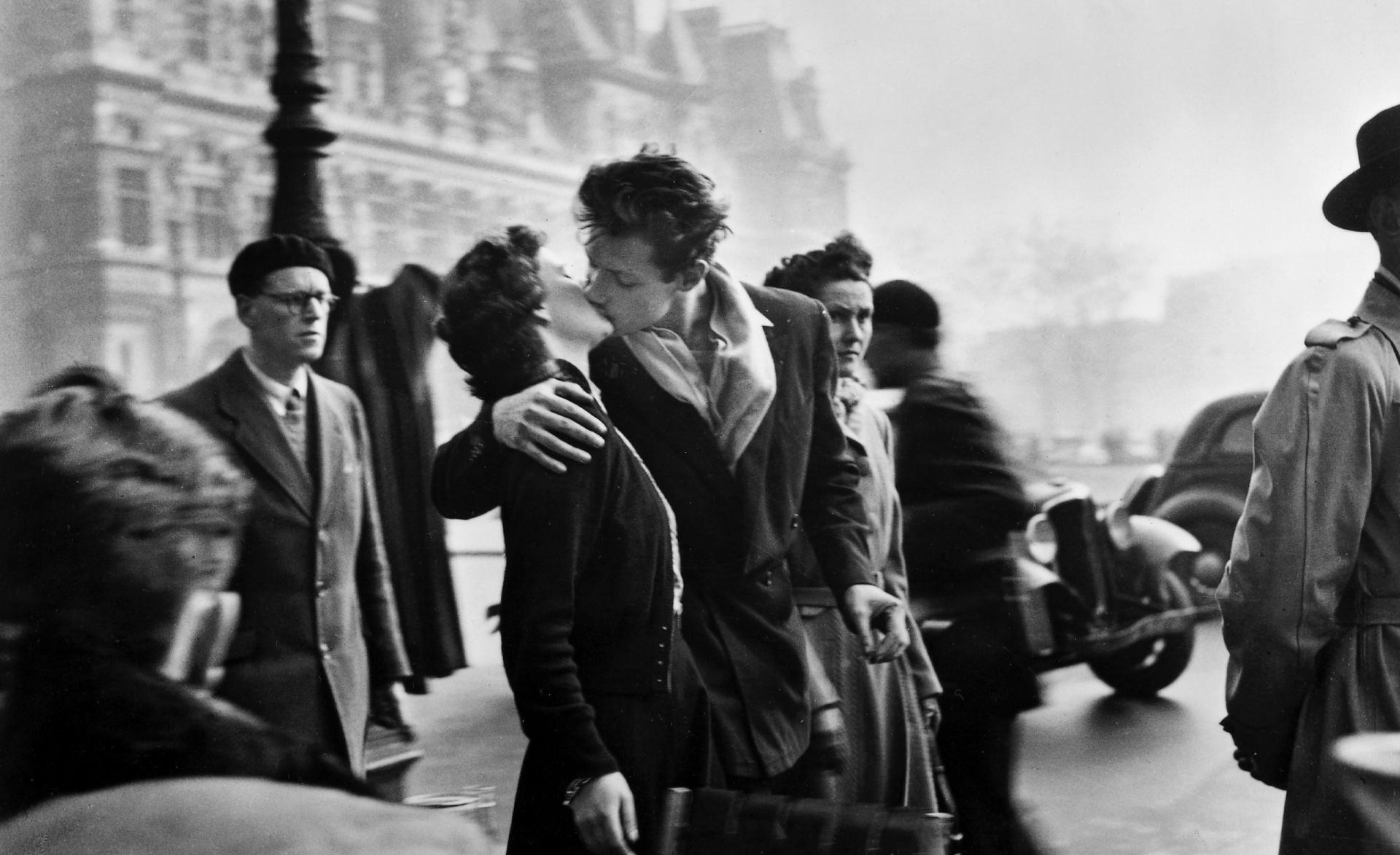 Doisneau's image is recognised as one of the most famous photographs in the world