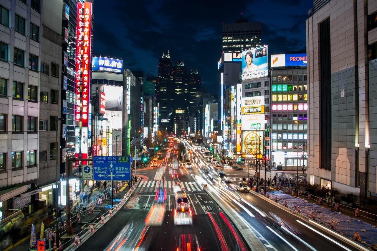 Japanese tutors can often help you understand Japanese culture before you visit the country