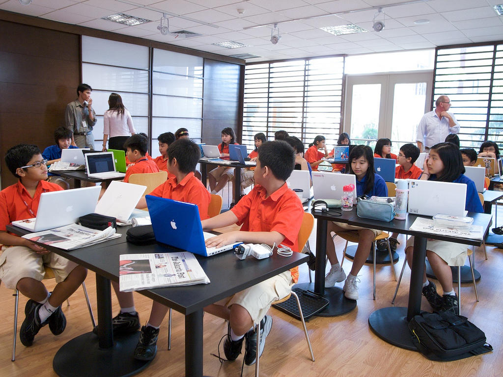 Een privé studiebegeleider kan een uitkomst zijn in de klas.