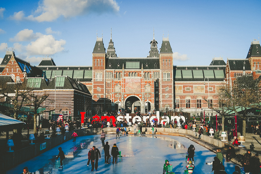 Probeer je Nederlandse zinnen eens in Amsterdam