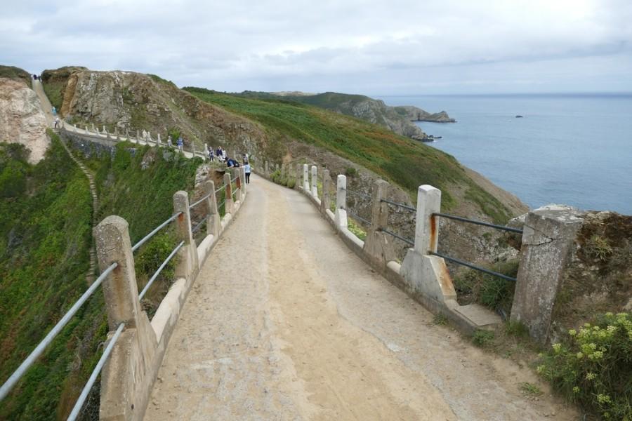 wandelpad op Sark, een Franssprekend eilandje dat deel uitmaakt van Guernsey