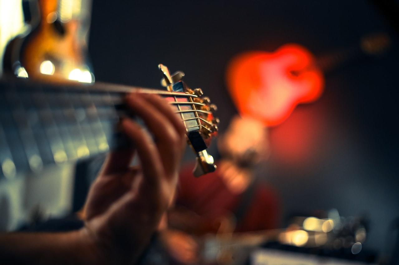 Elke gitarist moet kunnen improviseren.