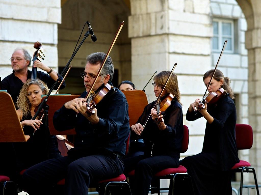 Muzikanten zijn vaak een onderdeel van het zingen