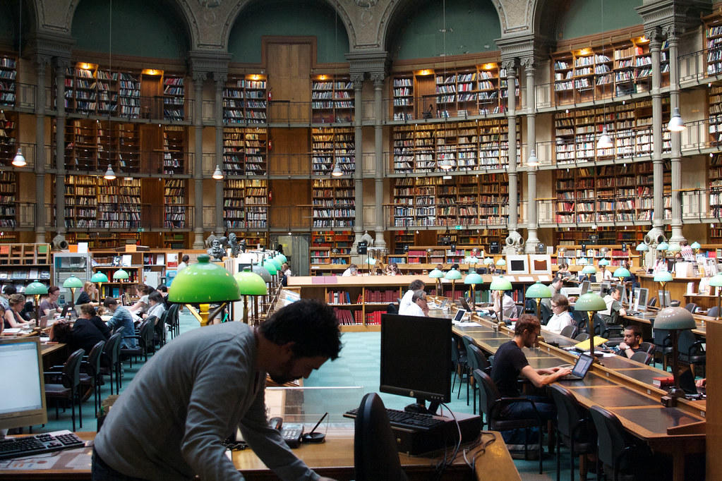 Maak gebruik van bibliotheken om de Franse taal te leren