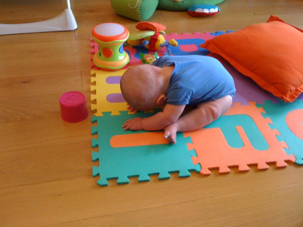 Baby yoga helpt met zelfvertrouwen
