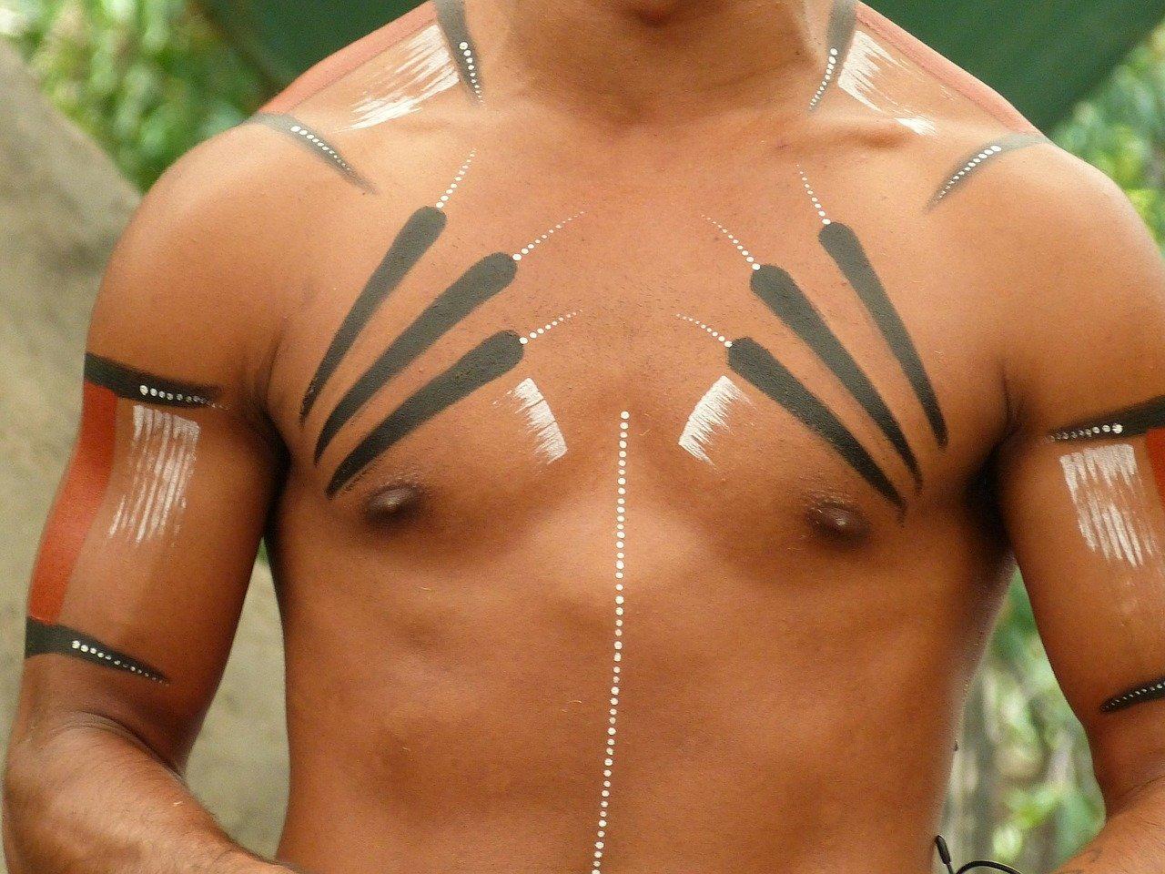 Mannen moesten eerst op 'walkabout'.