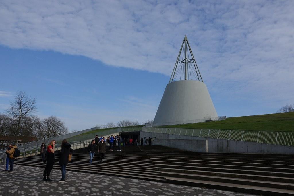 Deze prachtige bibliotheek staat in Delft