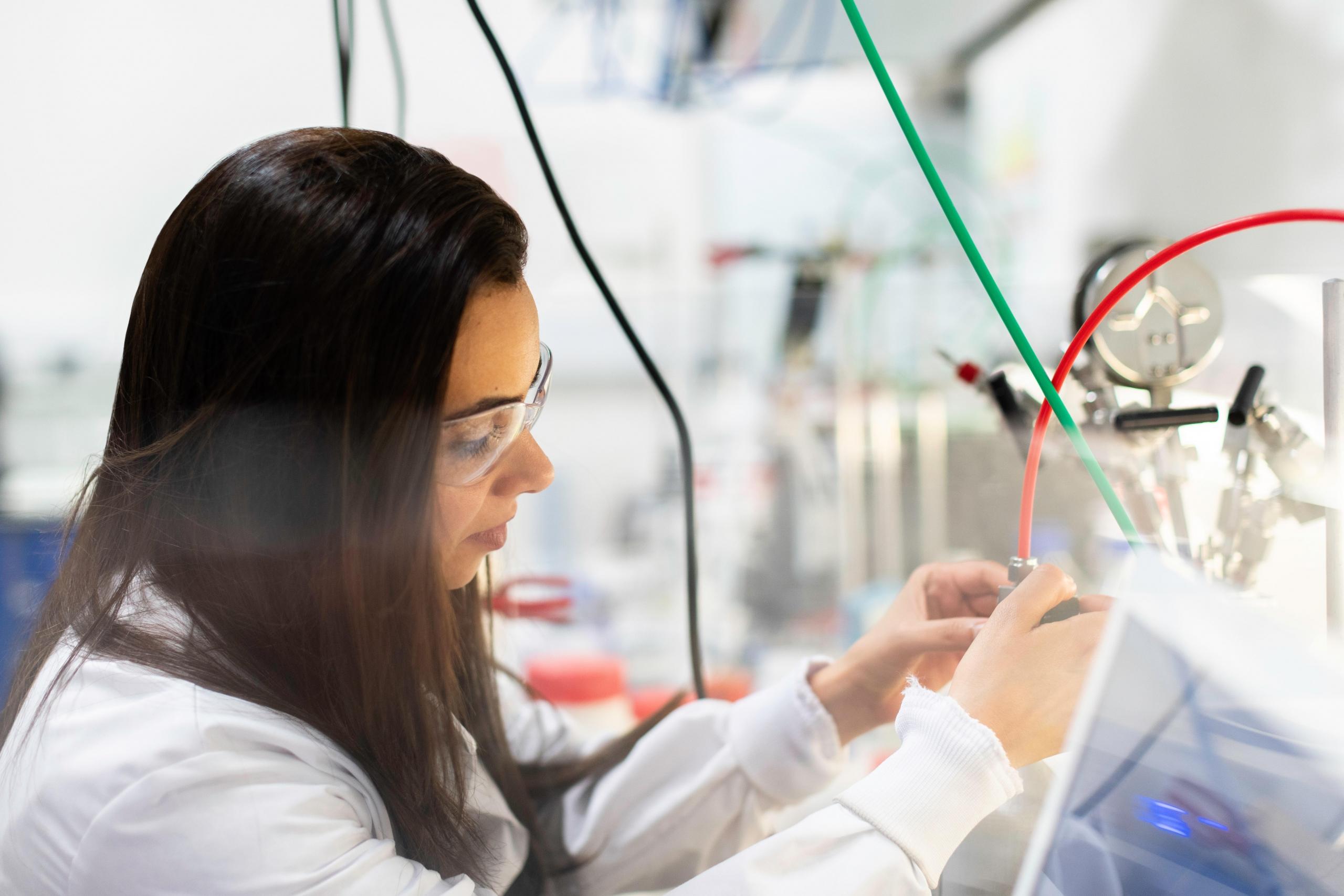 Als analist werk je in een laboratorium 