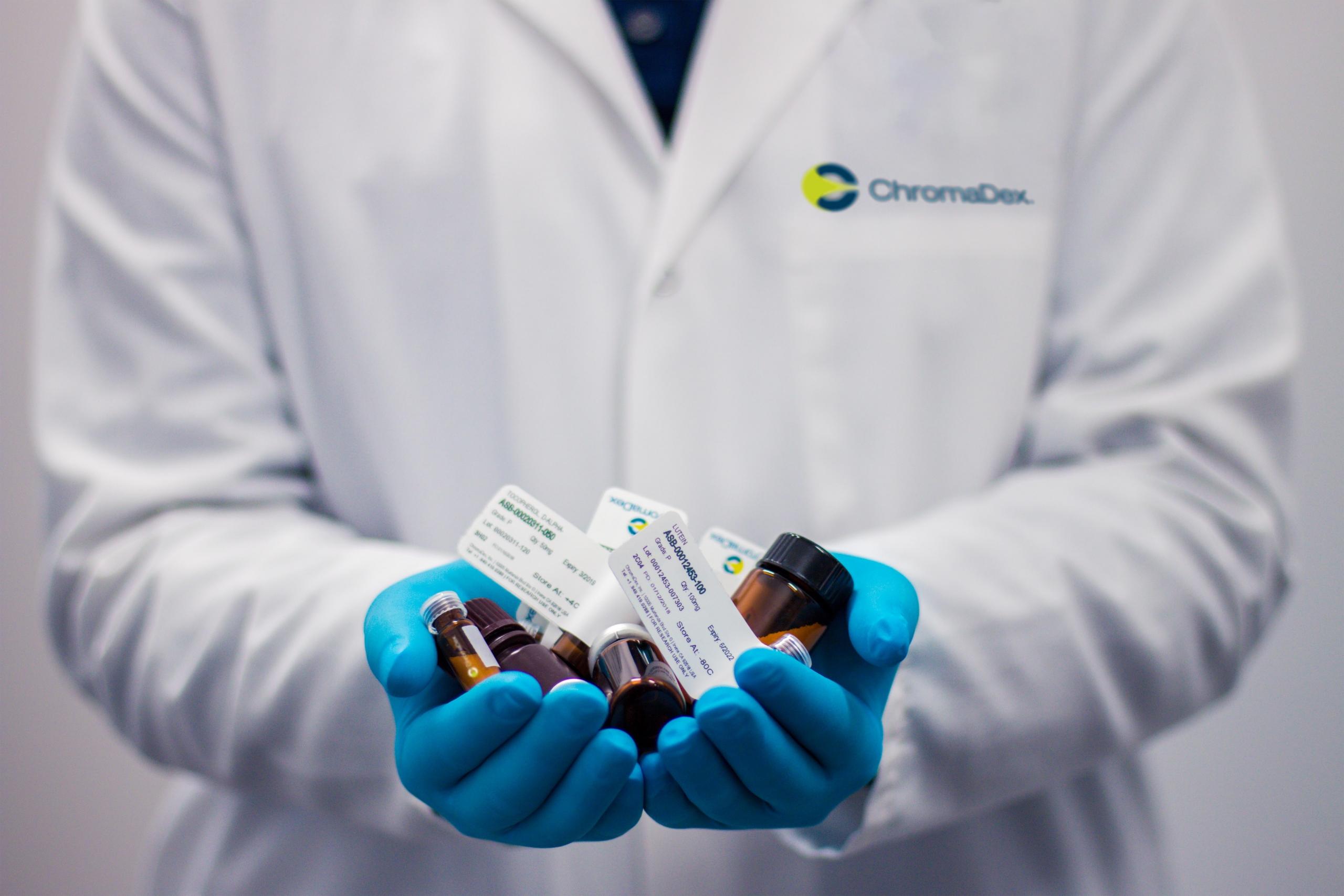Scheikundige werken aan nieuwe medicijnen 