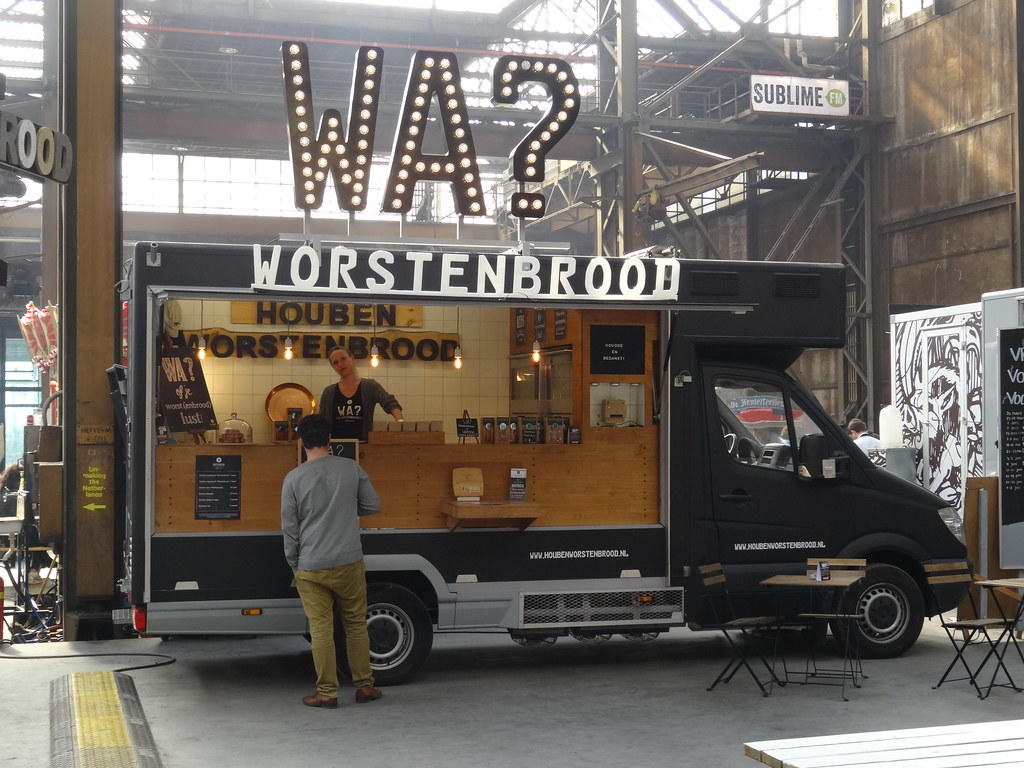 Het Houben worstenbroodje stamt uit 1935