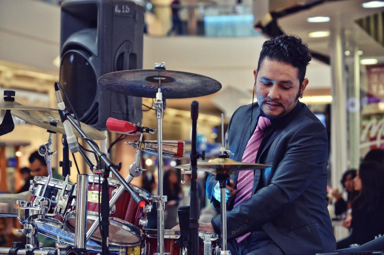 Een rustige drummer