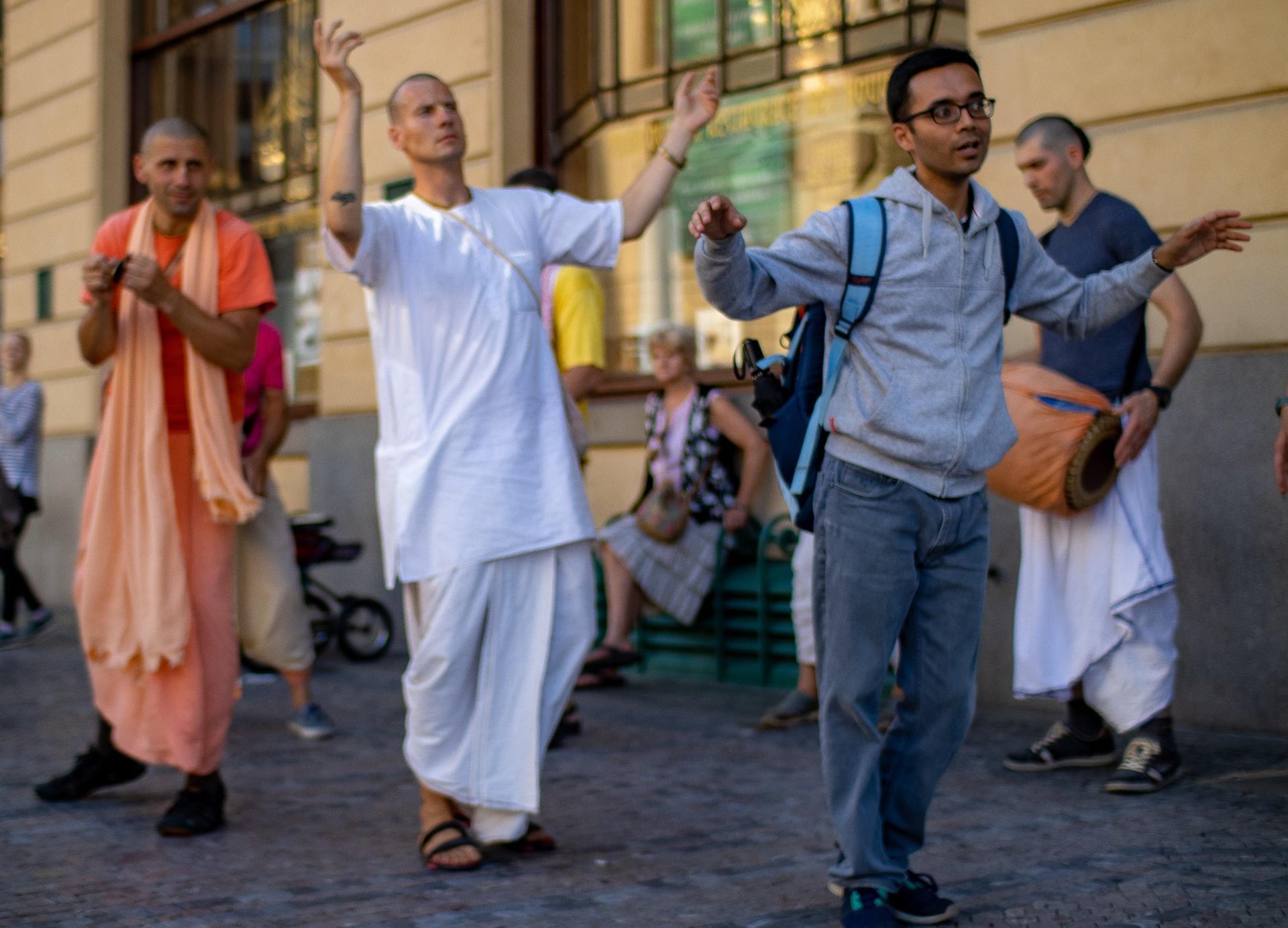 Hare, Krishna, en Rama