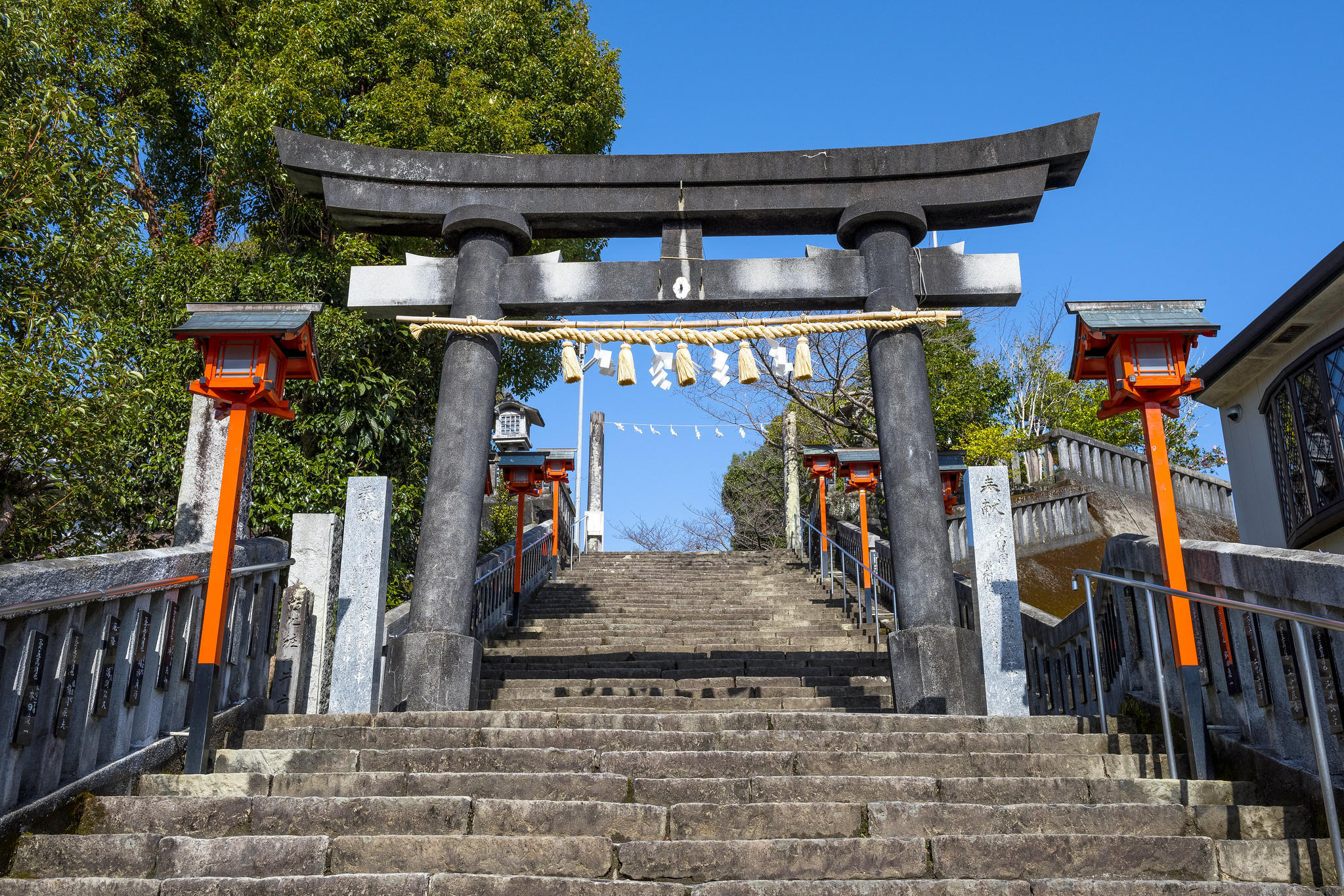 In Japan staan meer dan 150.000 Shinto-heiligdommen
