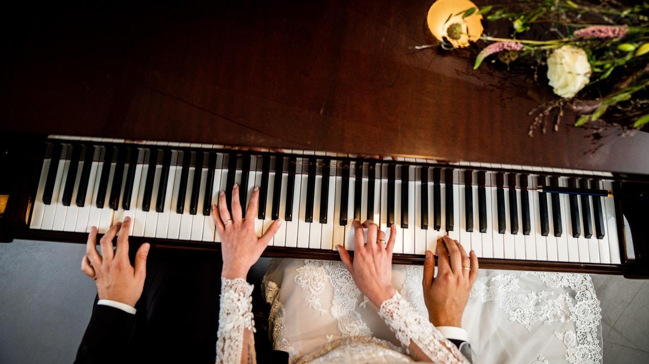 Tijdens een pianoles
