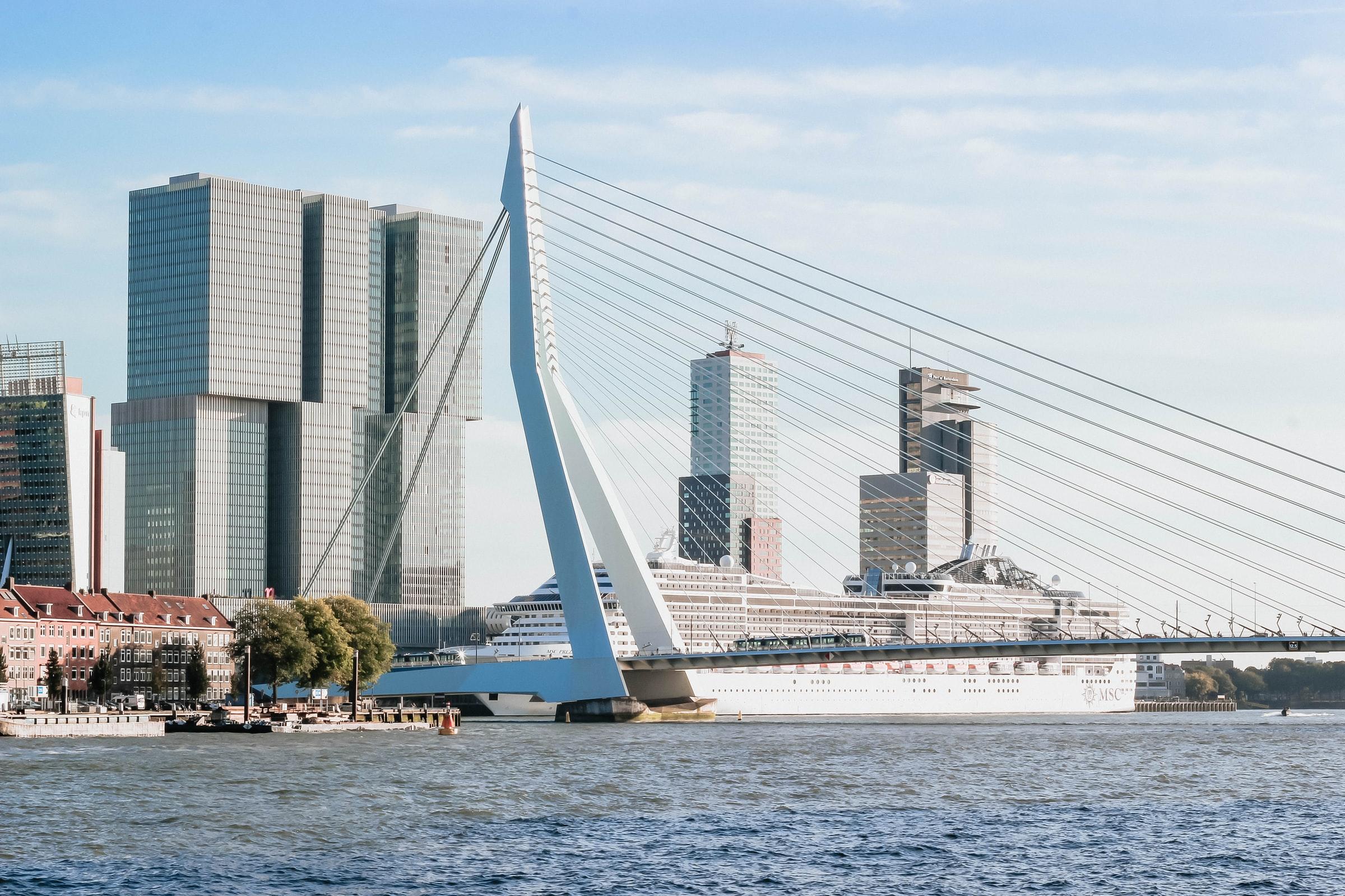 Zoek op internet naar Russische les in Rotterdam