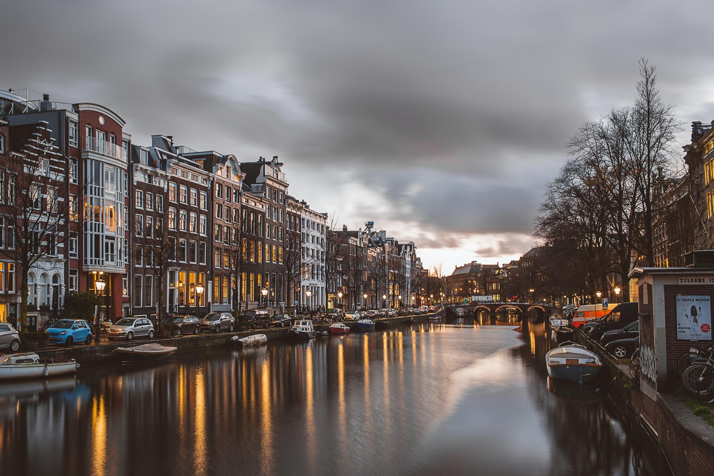 De Universiteit van Amsterdam biedt Russische taaltrainingen aan