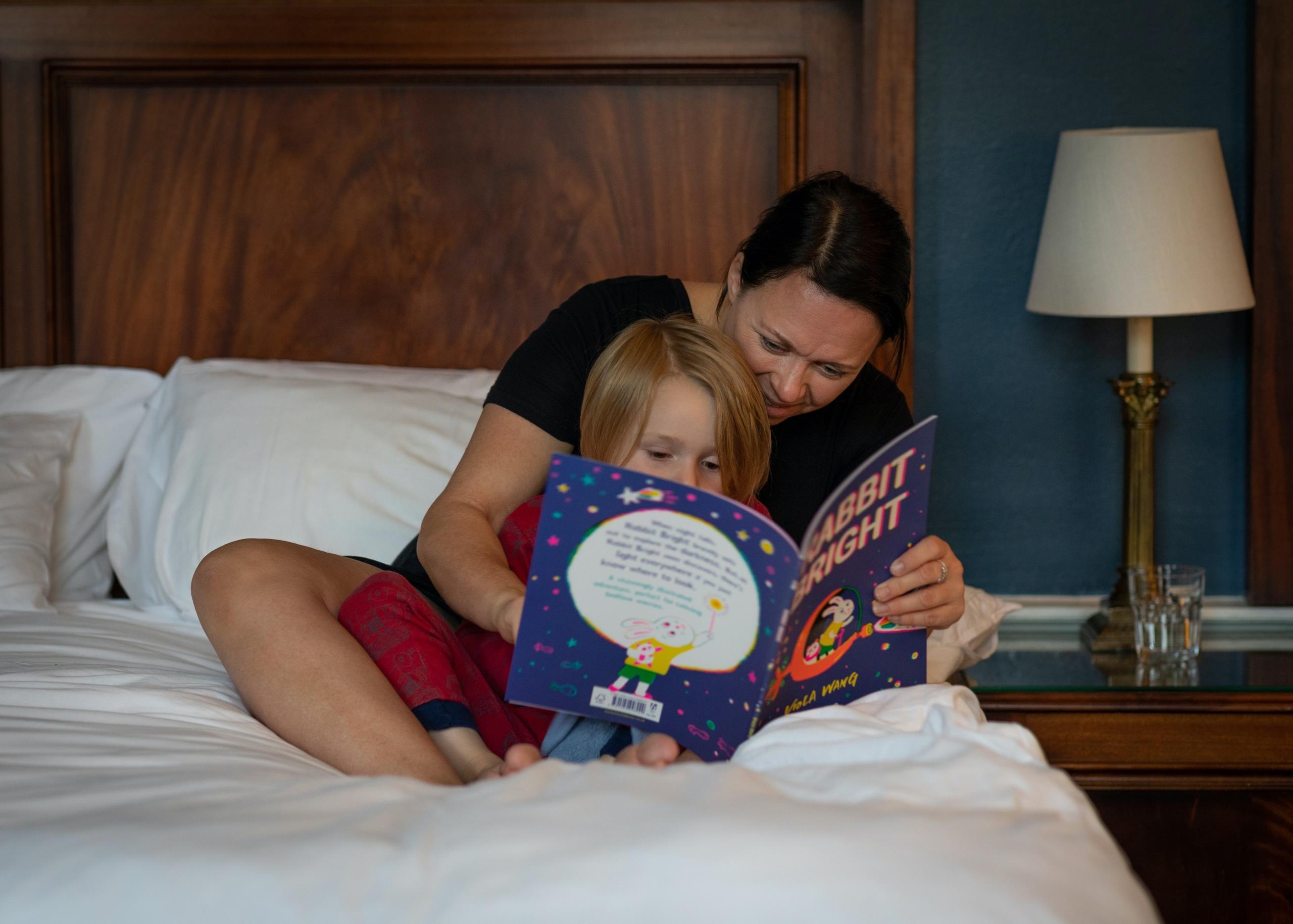 Kinderen moeten continu geconfronteerd worden met boeken en lezen