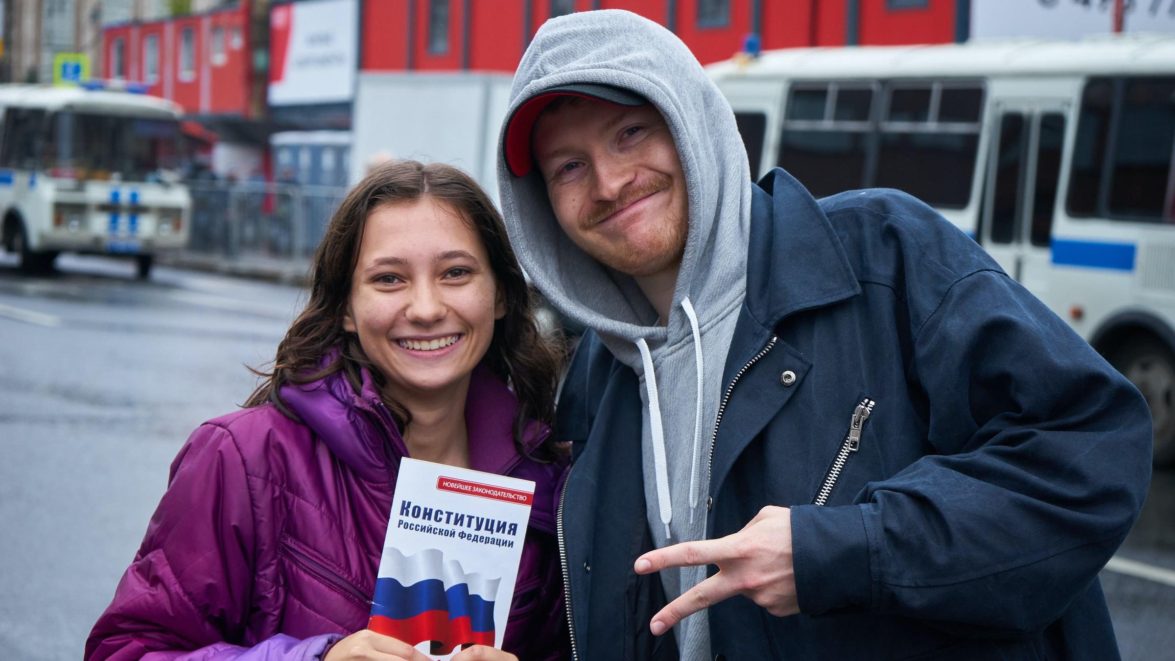 Probeer met Russische moedertaalsprekers te oefenen