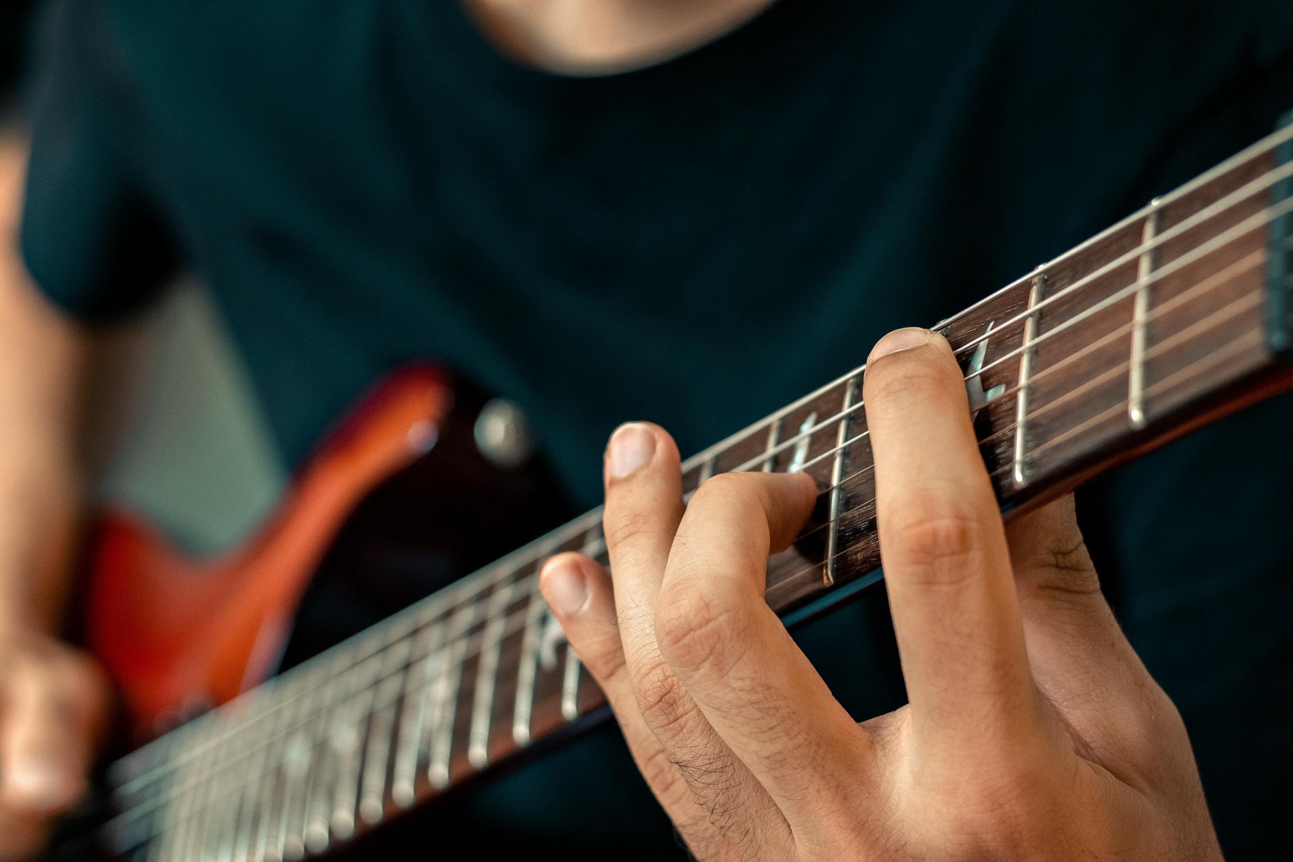 Close-up van een gitaar
