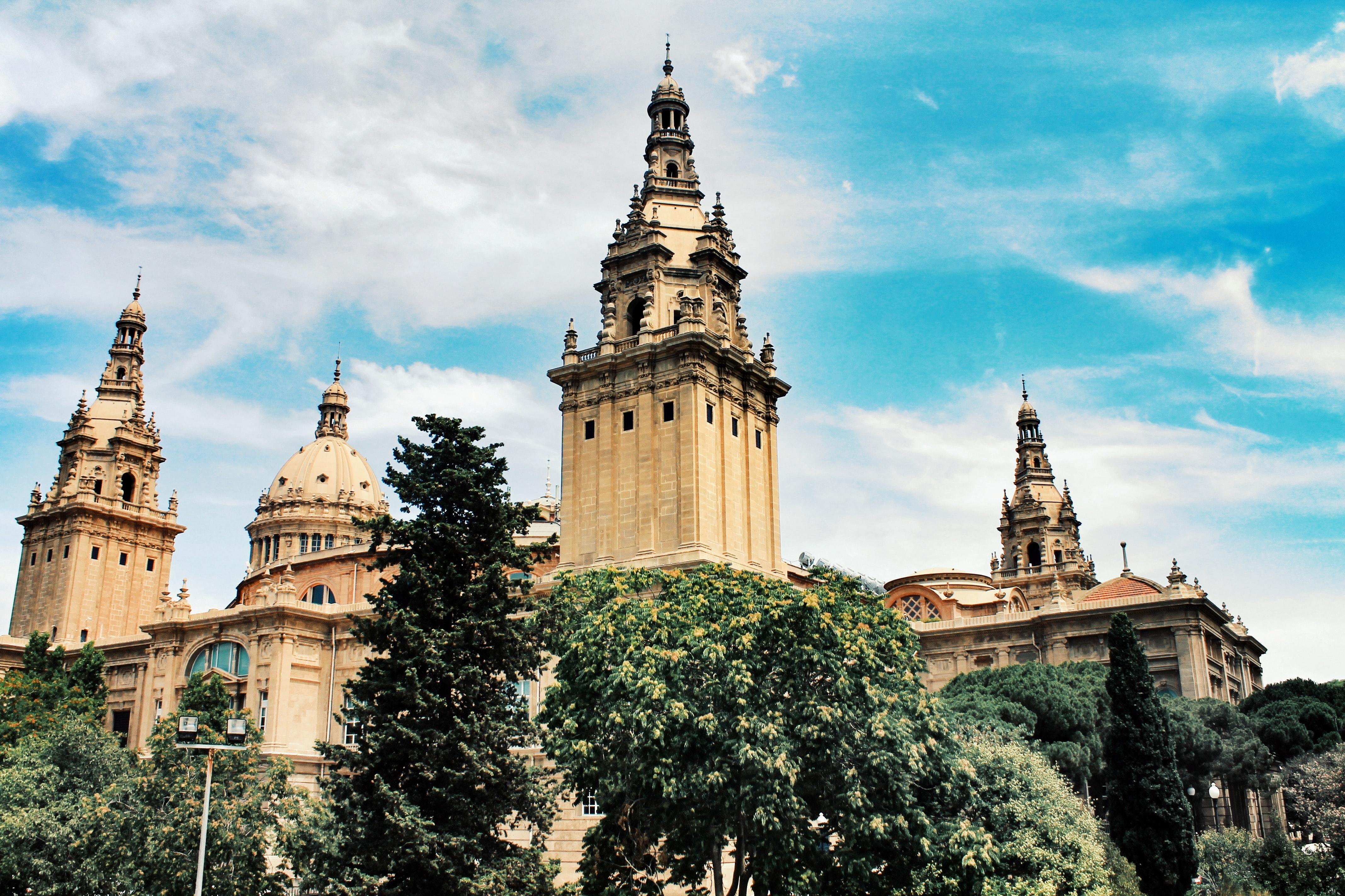 catalaanse taal barcelona torens