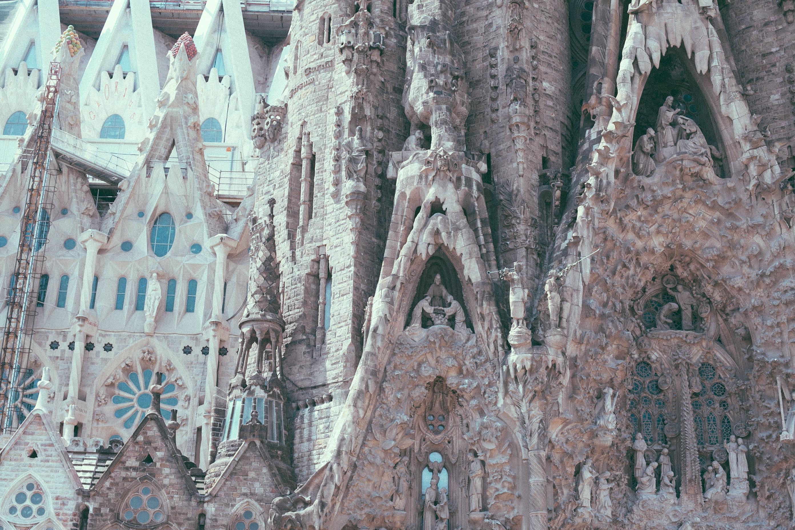 sagrada familia aan de buitenkant