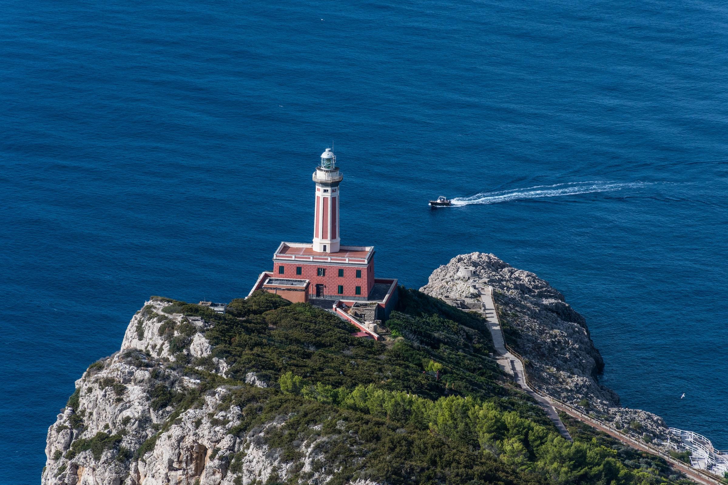 Vuurtoren Punta Carena op Capri