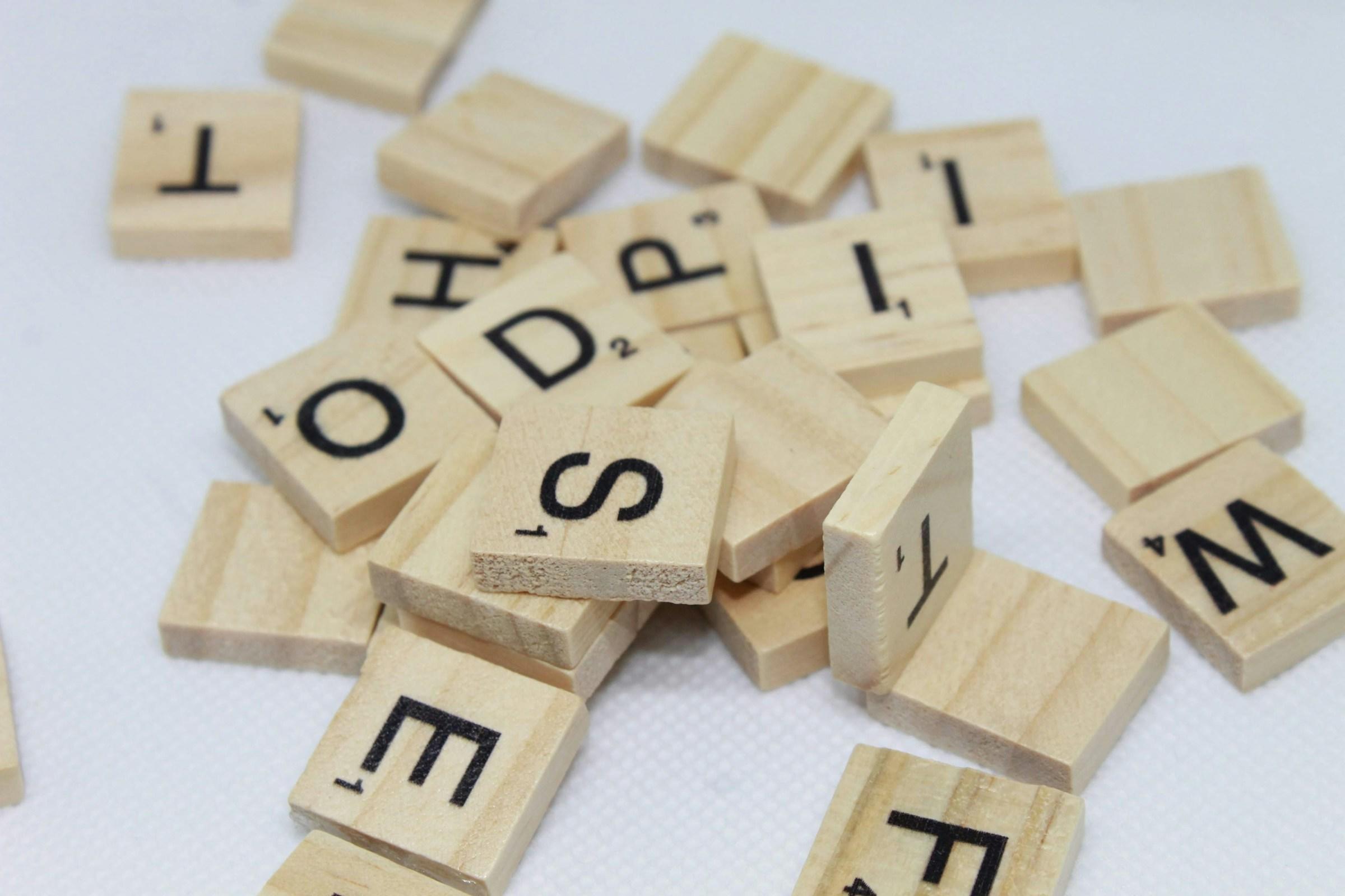 Houten blokjes met letters