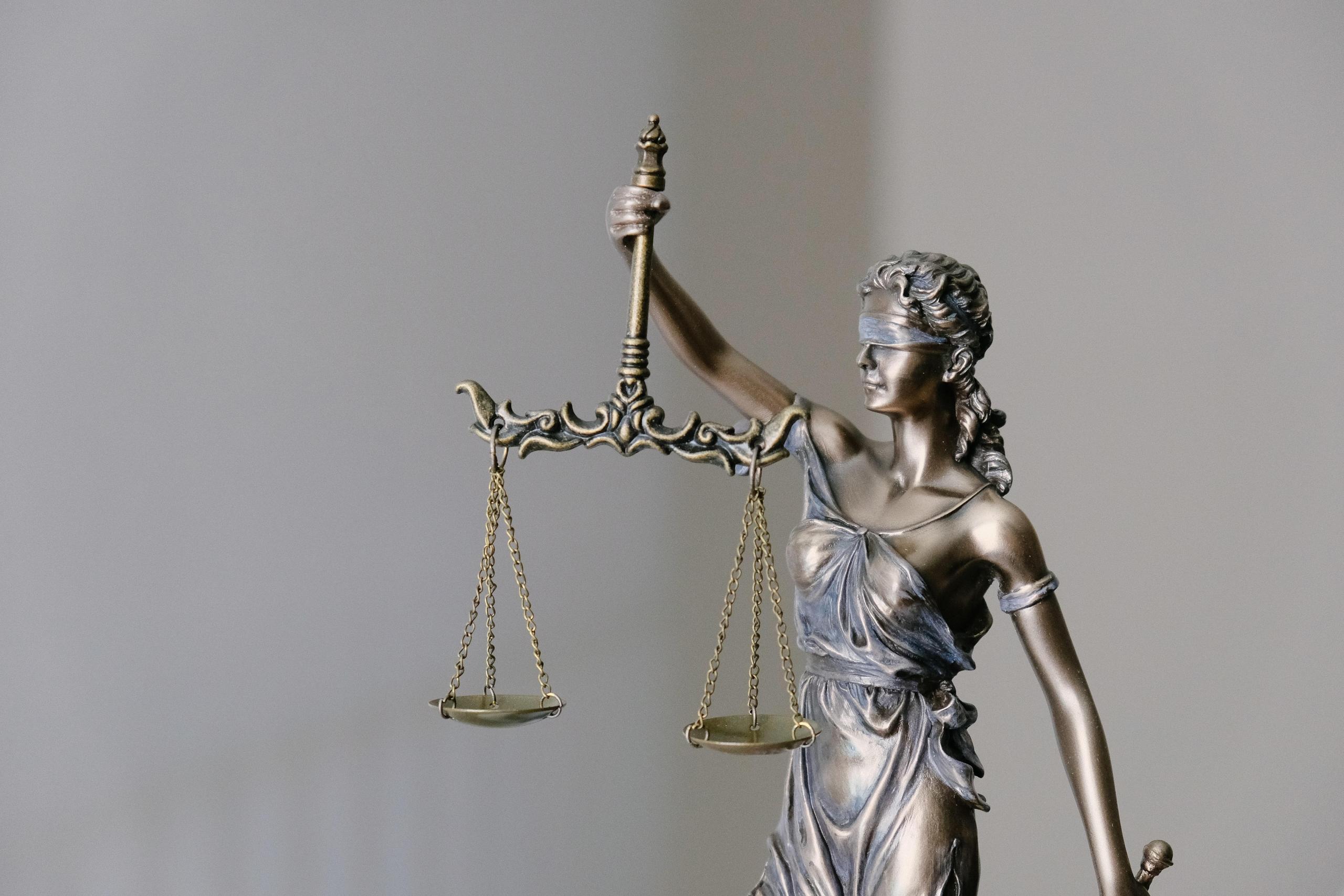 Fru Justisia