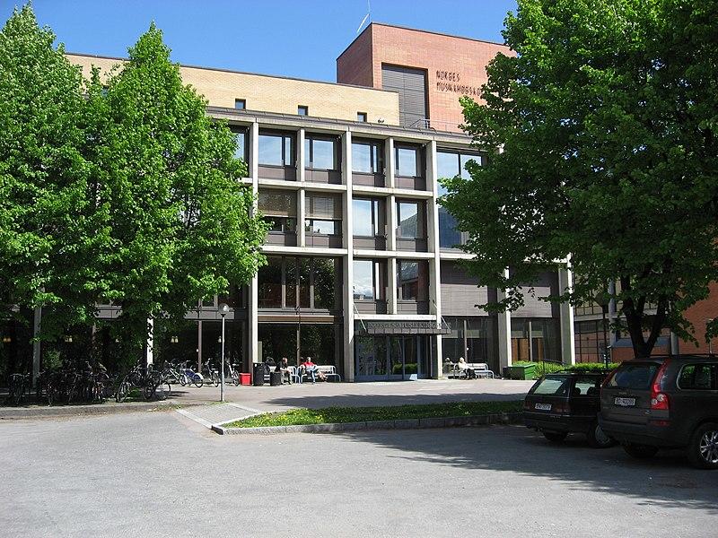 NMH