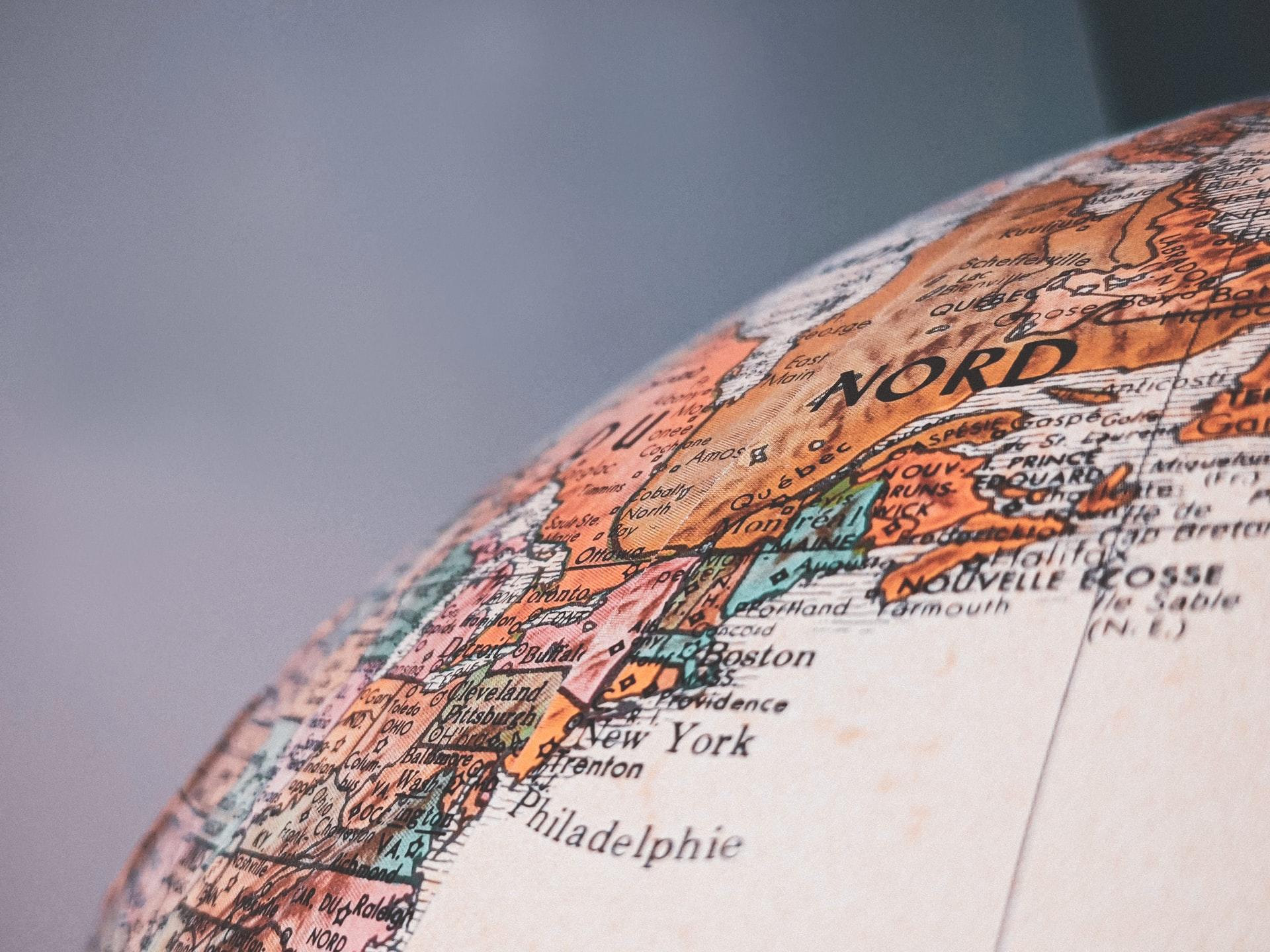 Globus med bilde over USA