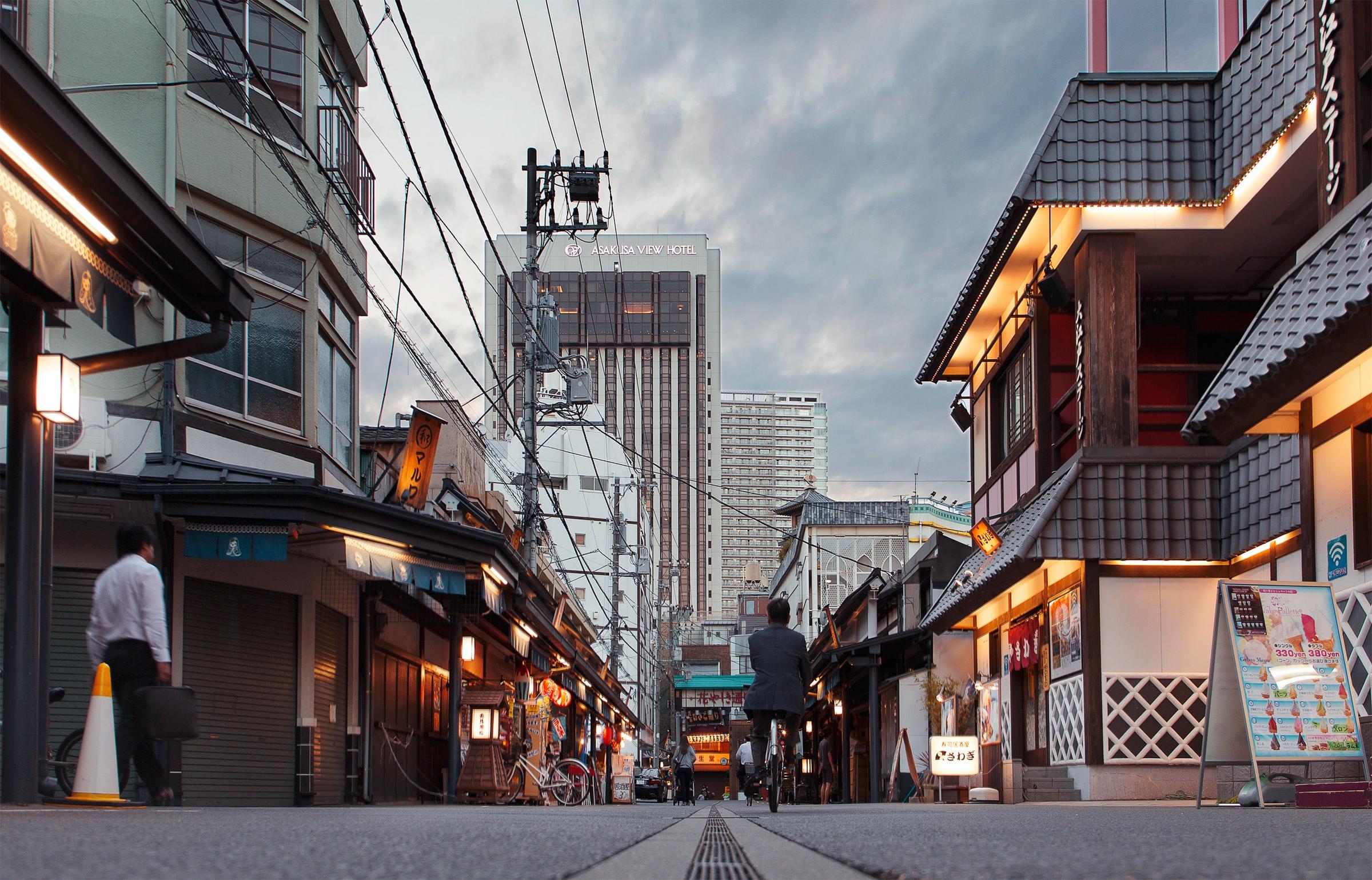 asakusa, nabolag i Jpan, sentral beliggenhet
