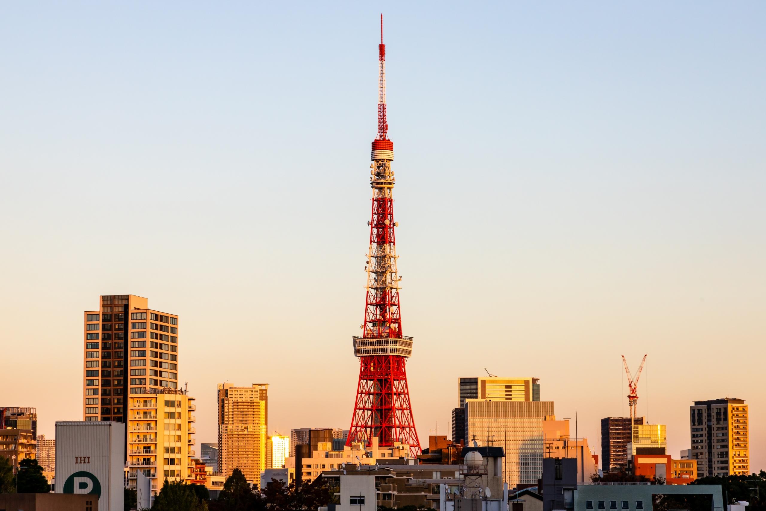 Utsikt over Tokyo og Tokyo Tower dagtid