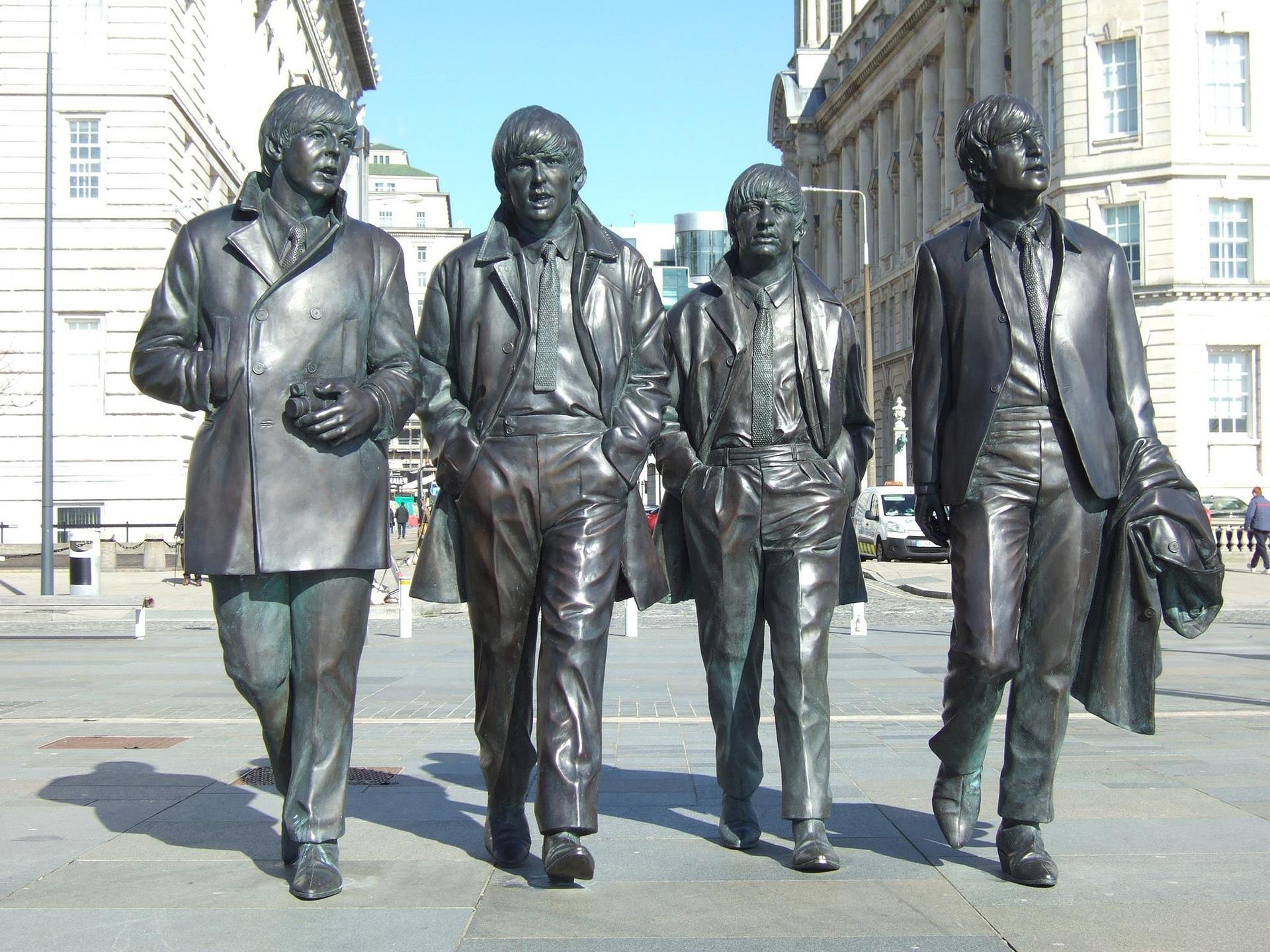 The Beatles statuer i Liverpool