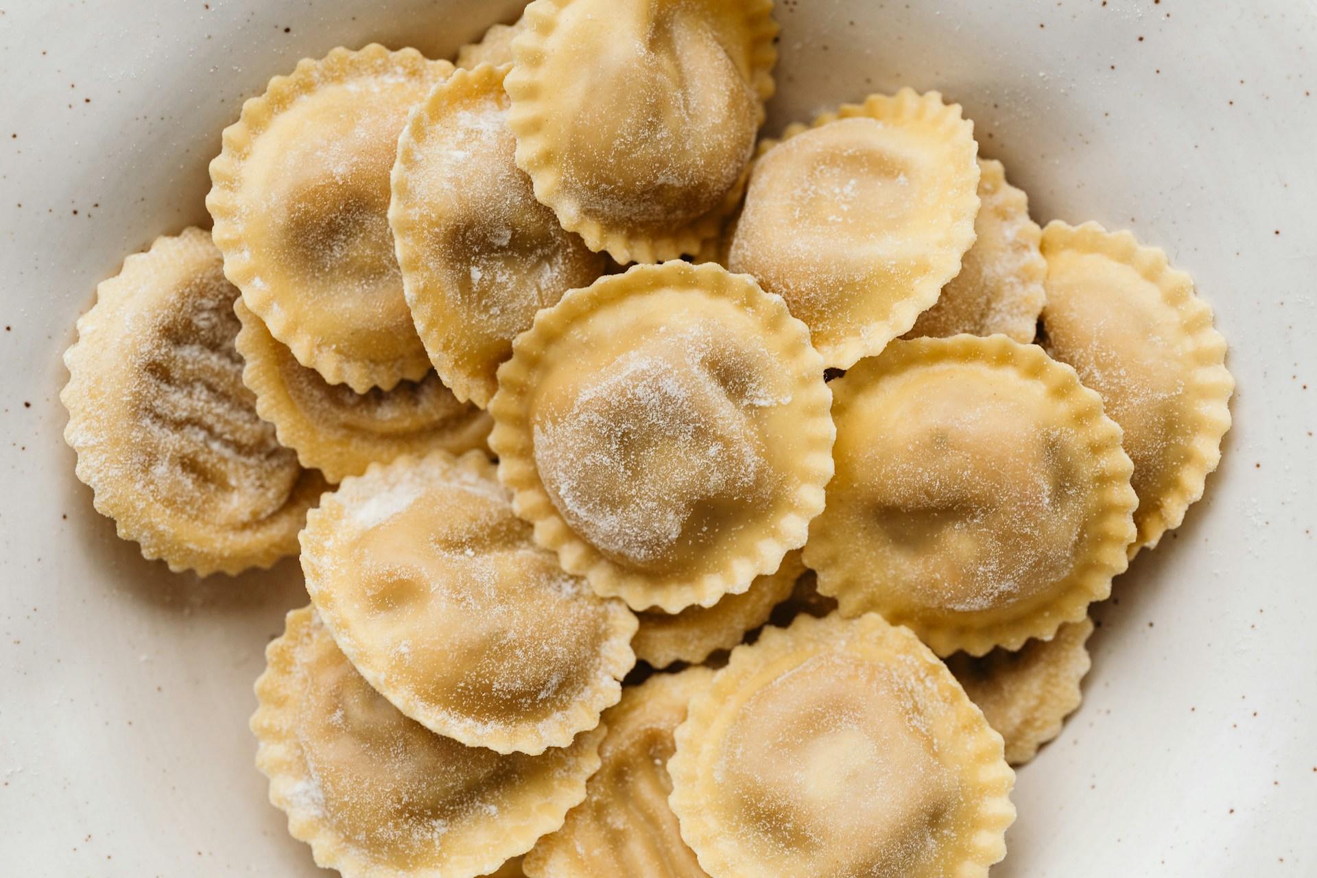 Håndlaget italiensk ravioli