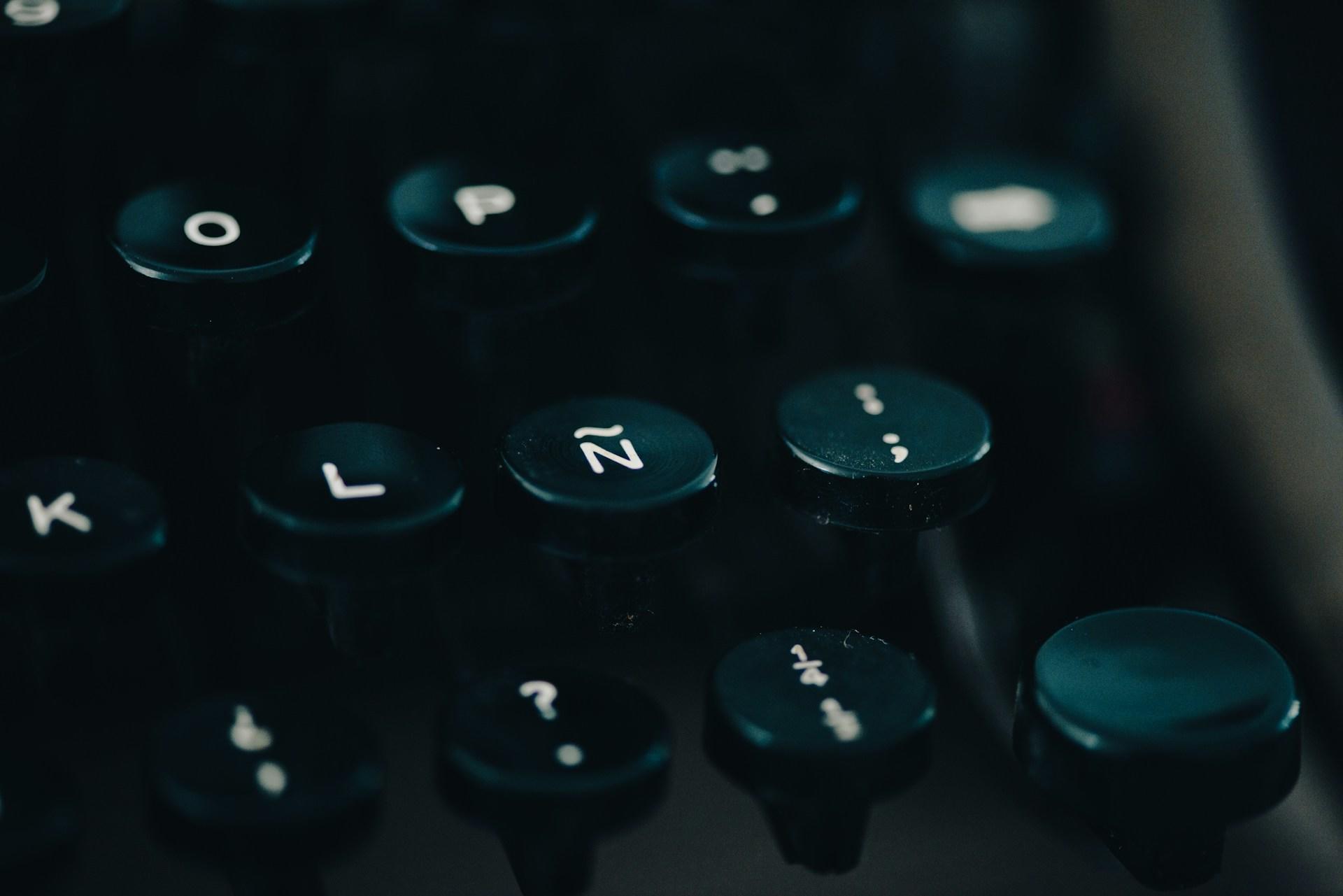 Tastatur med tilde.